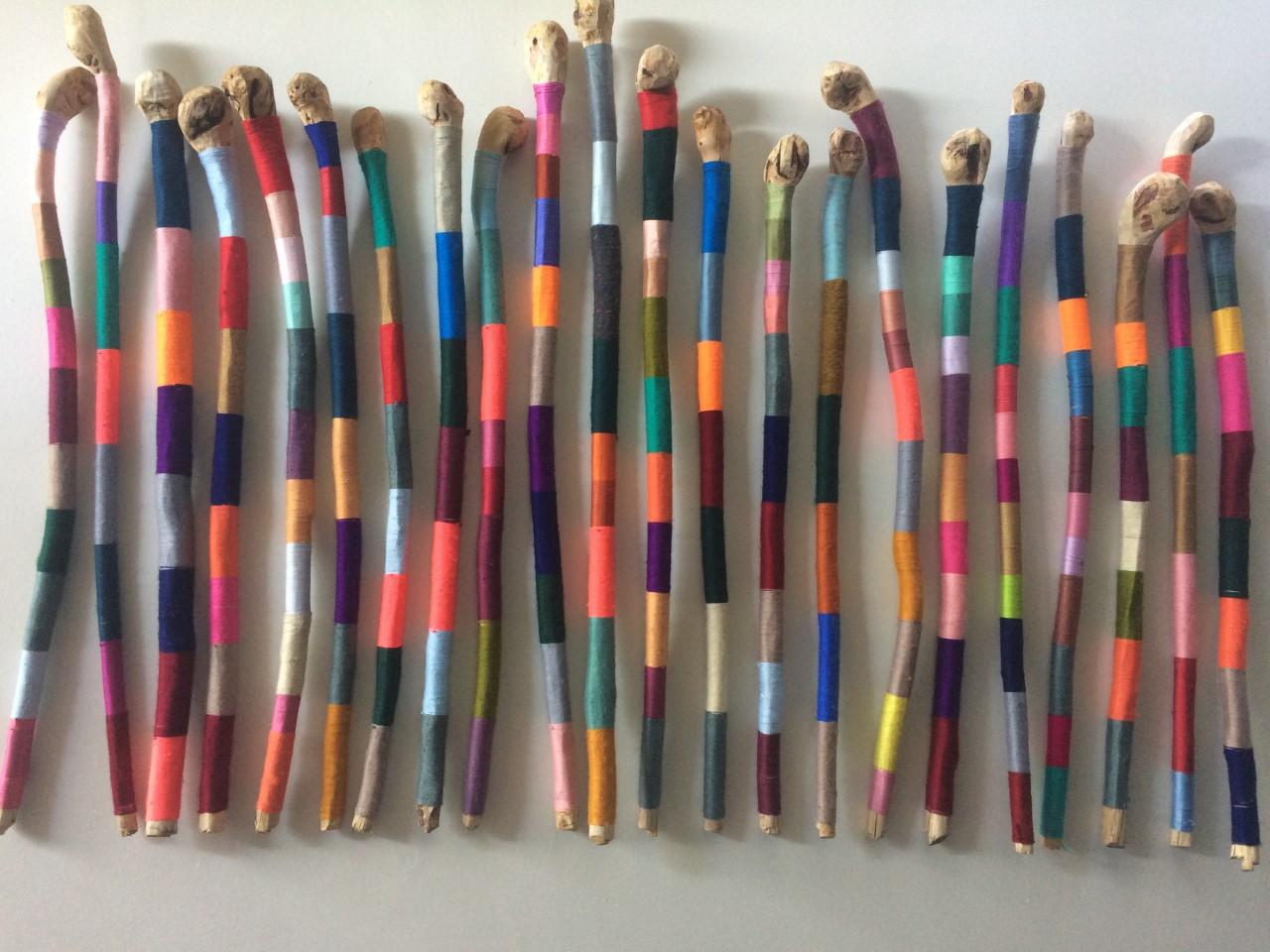 Meteorisches Regenbogen (Zeitgenössisch), Mixed Media Art, von Lyndi Sales