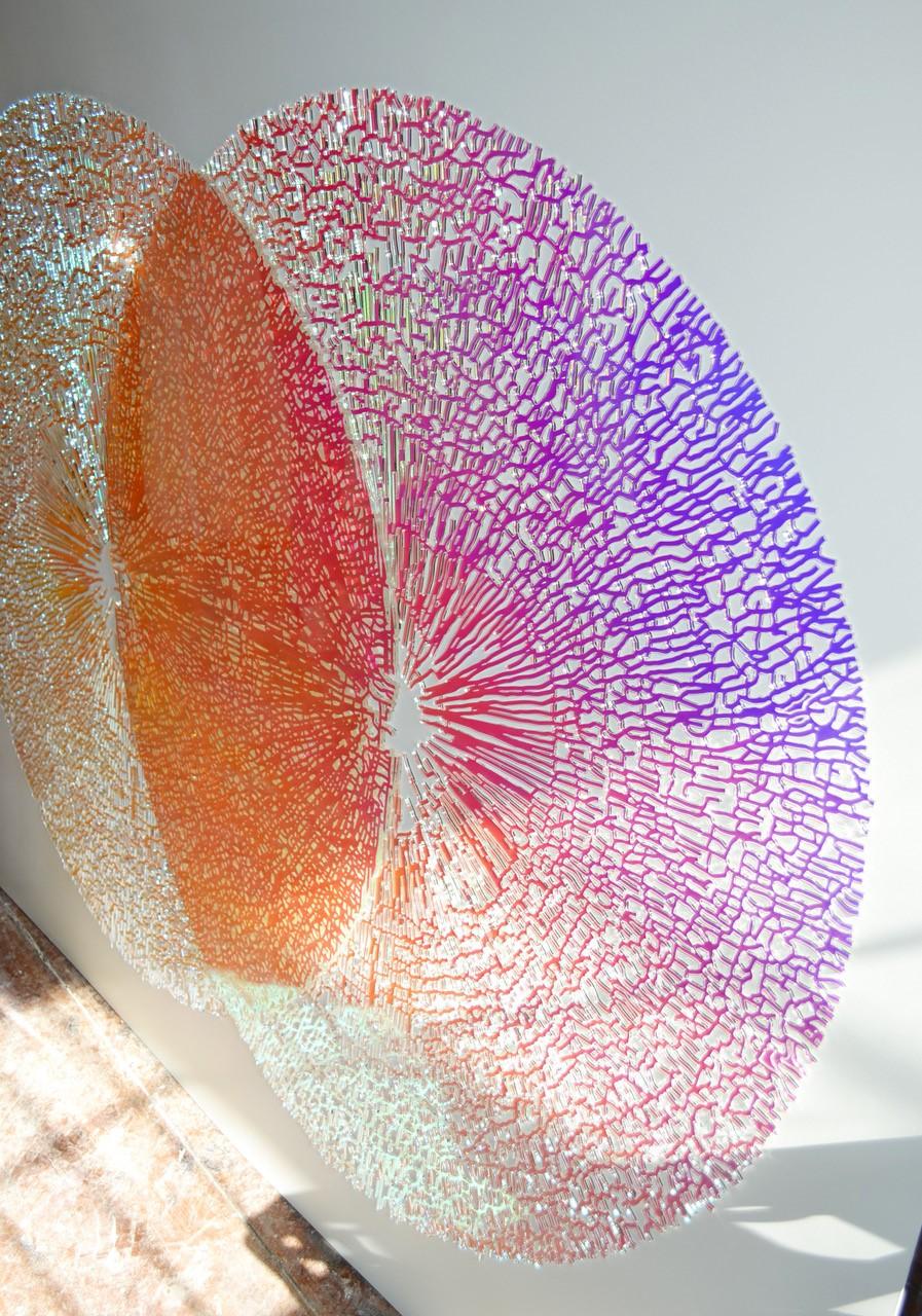 Aquarelle Vesica - Contemporain Sculpture par Lyndi Sales