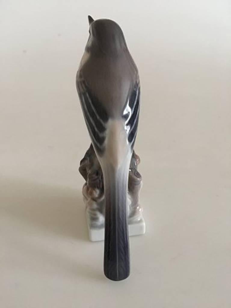 Lyngby Porcelain Figurine of Musvit #79L. 11.5 cm H (4 17/32 in). 1st Quality. In perfect condition.