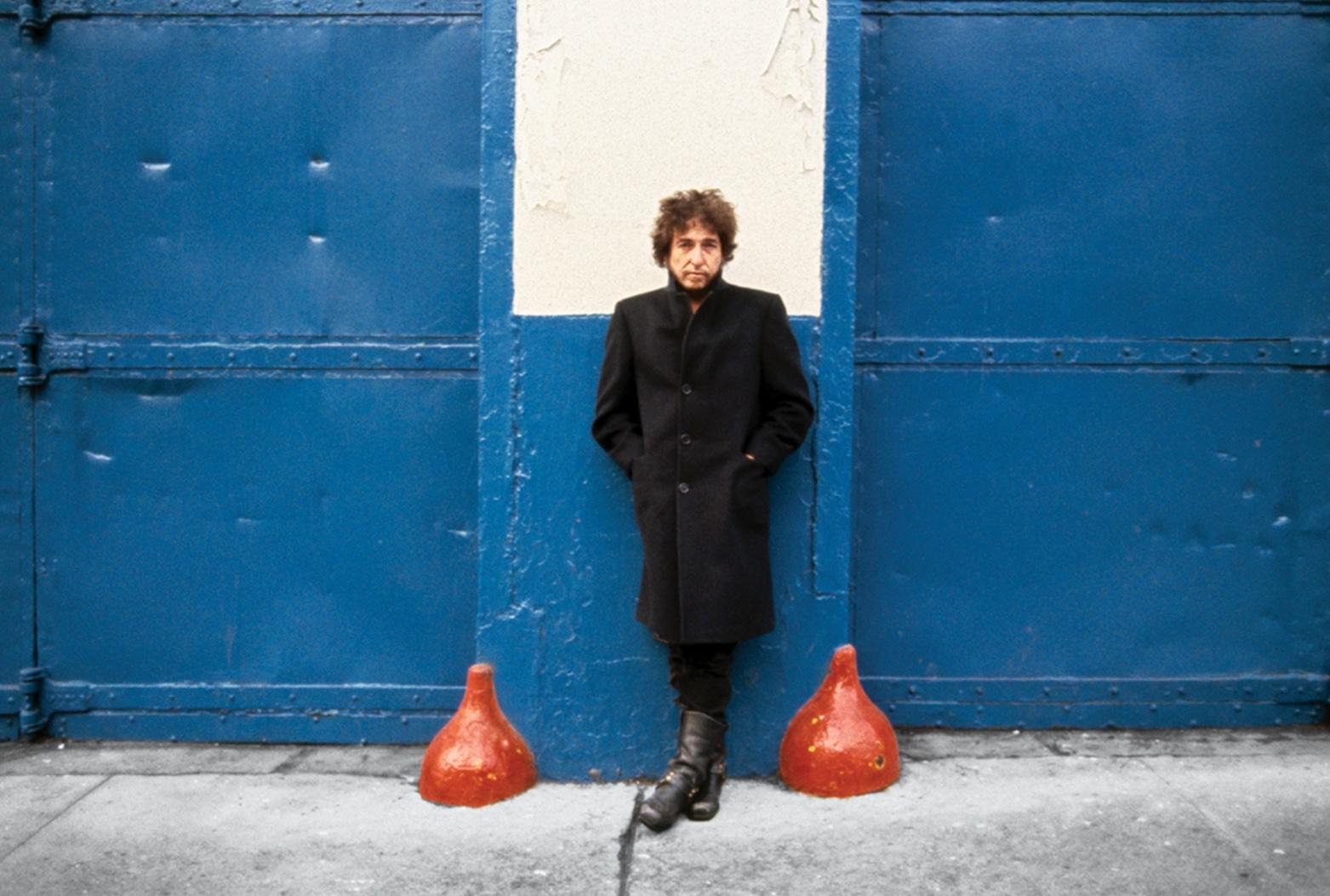 Bob Dylan, Blue Wall, 1983 by Lynn Goldsmith
