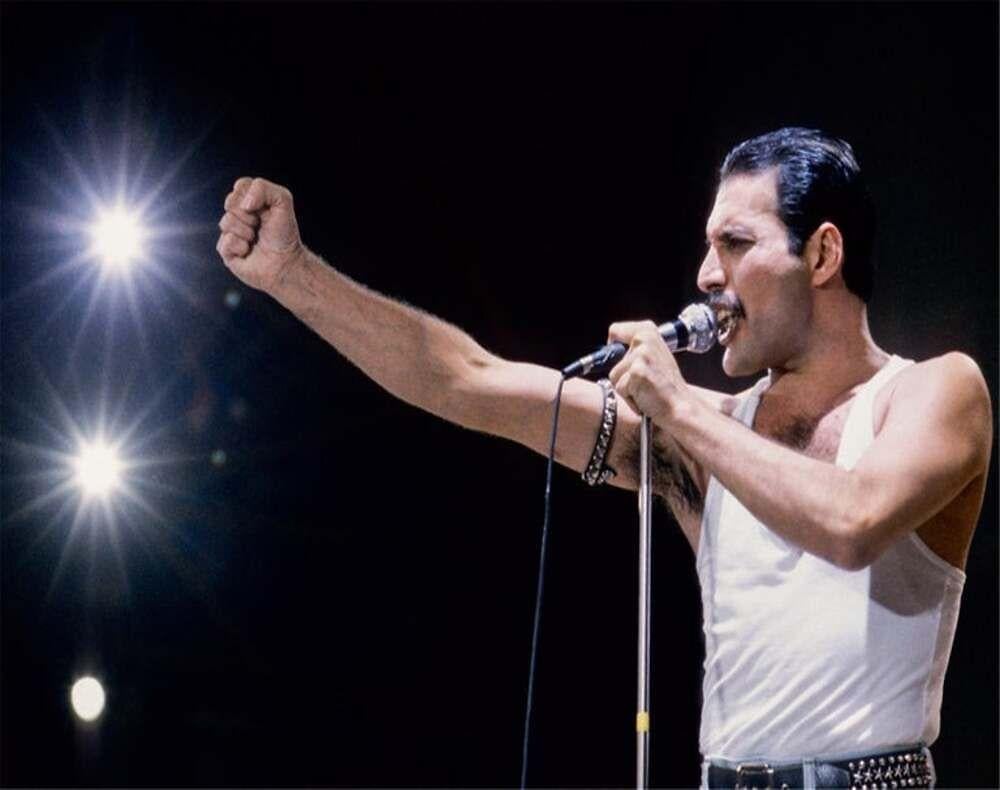 Lynn Goldsmith Color Photograph - Freddie Mercury, Queen