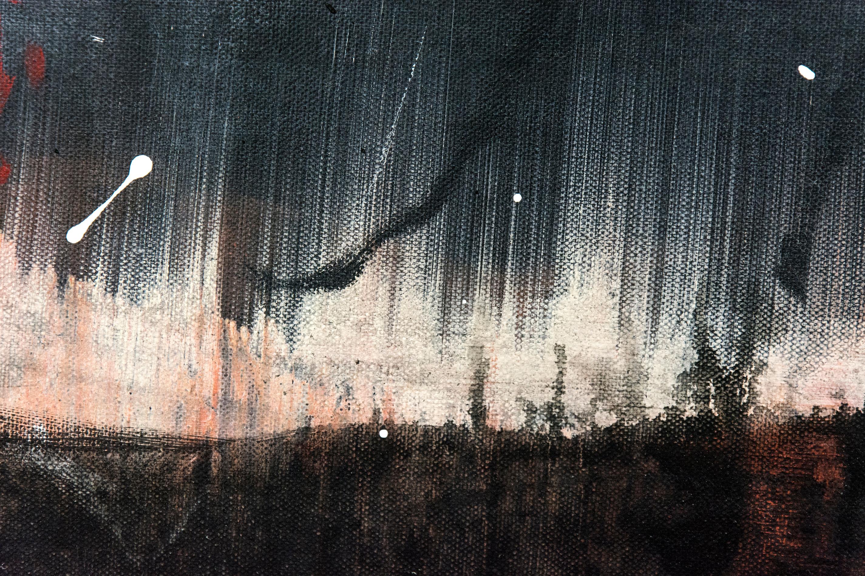 Des touches et des gouttes de peinture illuminent un ciel atmosphérique dans cette acrylique dynamique de Lynne Fernie. L'horizon enflammé ajoute à l'impression de tempête qui se prépare.

Lynne Fernie est une artiste torontoise, diplômée de l'OCAD