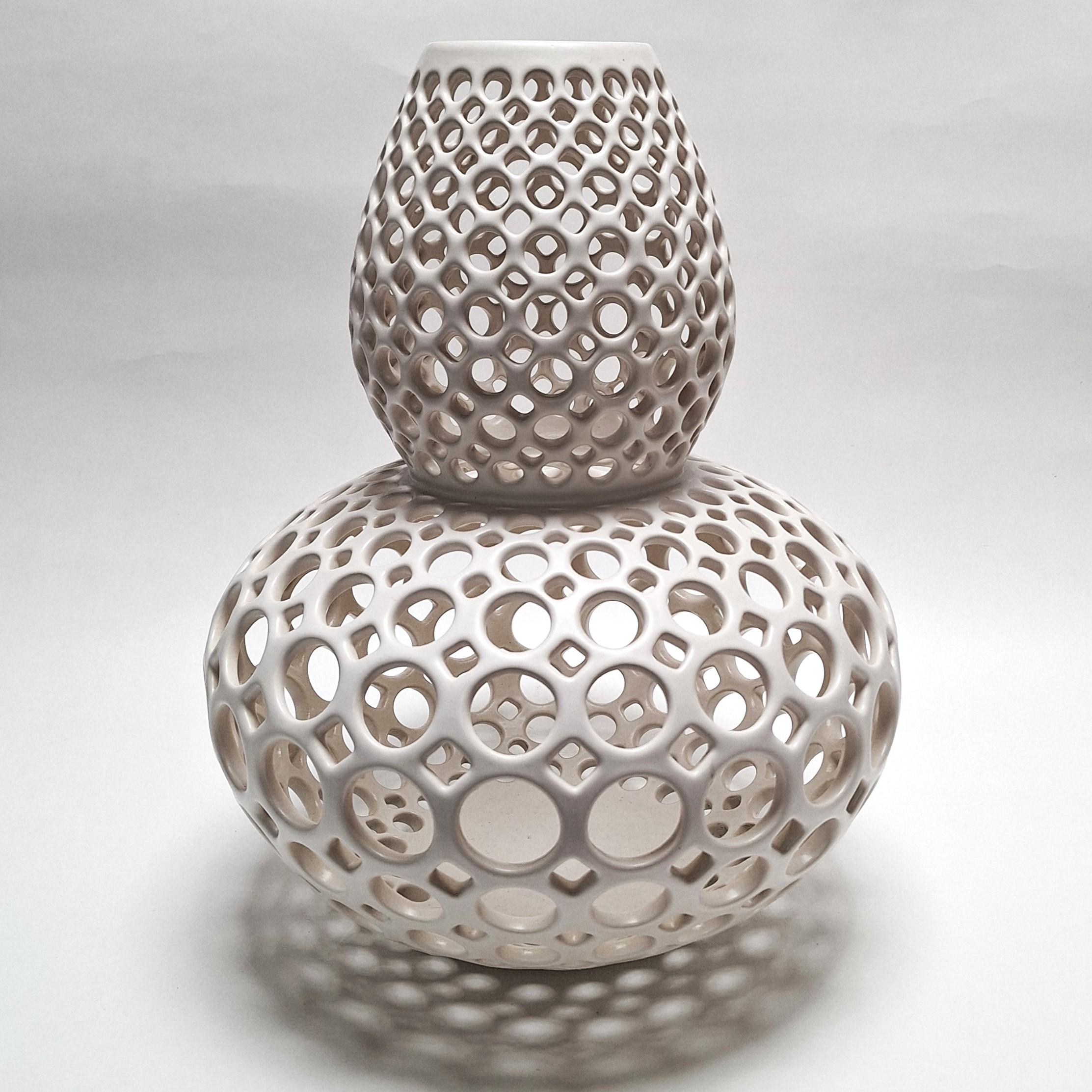 Double Gourd Round Lace White - contemporary modern ceramic vessel object - Contemporary Sculpture by Lynne Meade