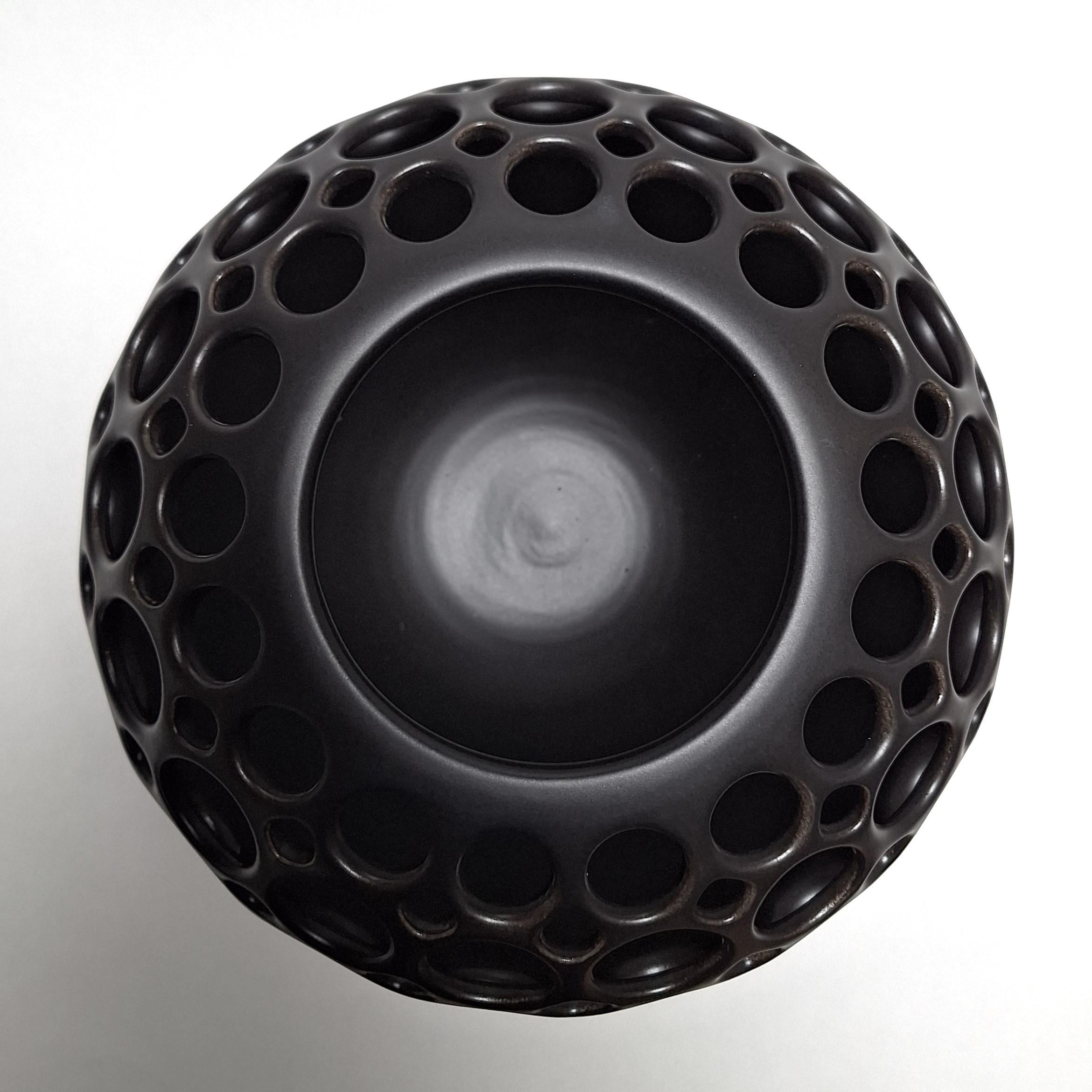 Orb Demi Round Lace Black - contemporary modern ceramic vessel object For Sale 1