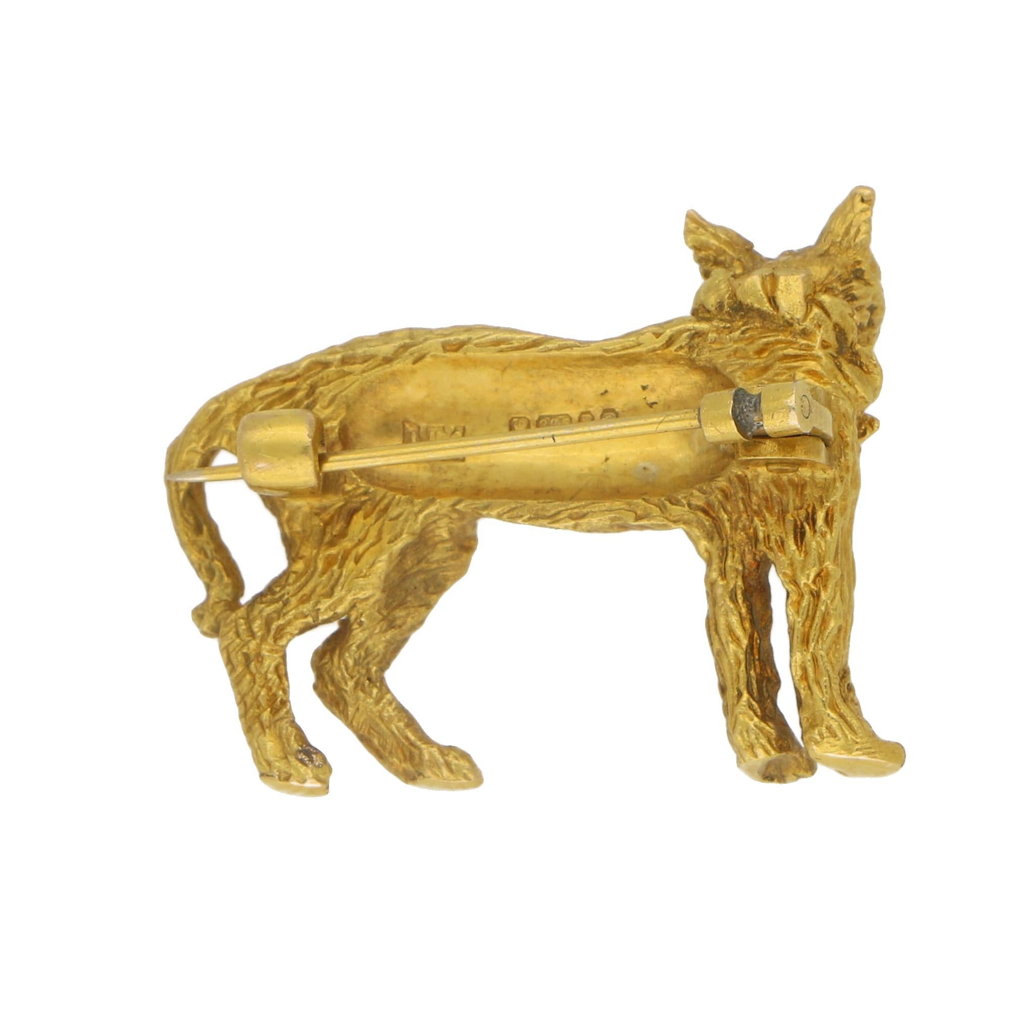 Women's or Men's Lynx Cat Brooch Set in Solid 9 Karat Yellow Gold