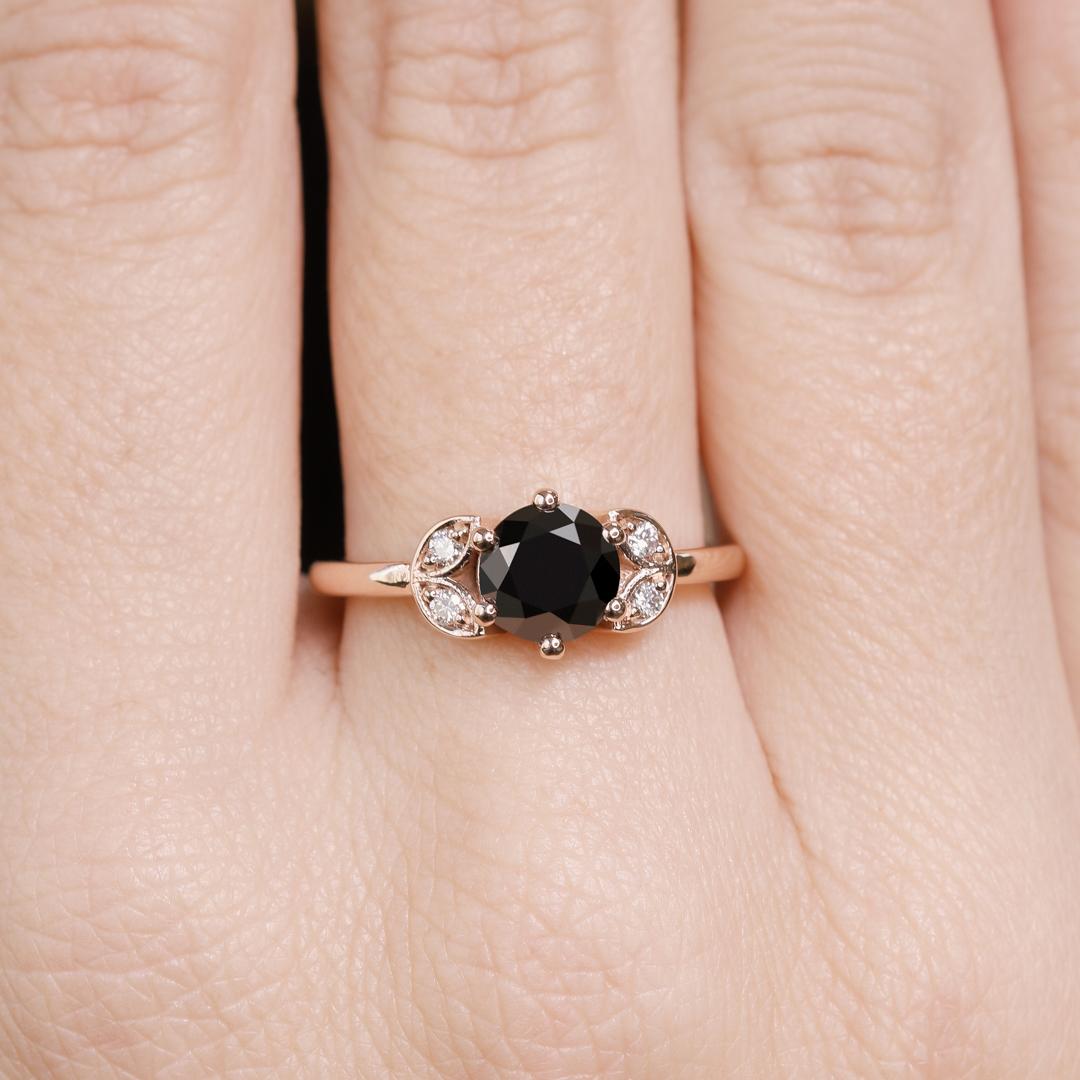 Lynx Floral Natural Black Diamond Round Cut Engagement Ring - 3.15 Ct For Sale 1