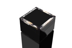 Enceinte Lyra en Corno Italiano et Wood Wood laqué noir brillant, Mod. 4745