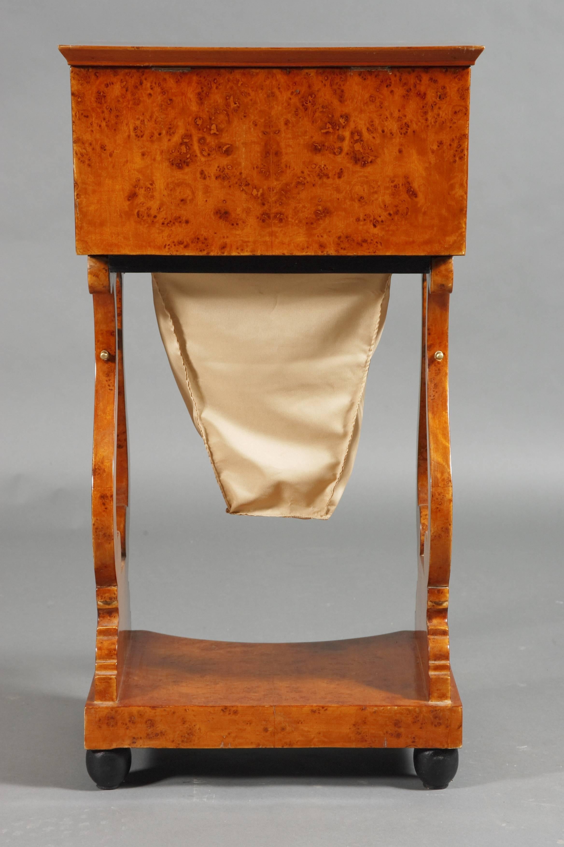 Birdseye Maple Lyra Sewing Table in Biedermeier Style For Sale