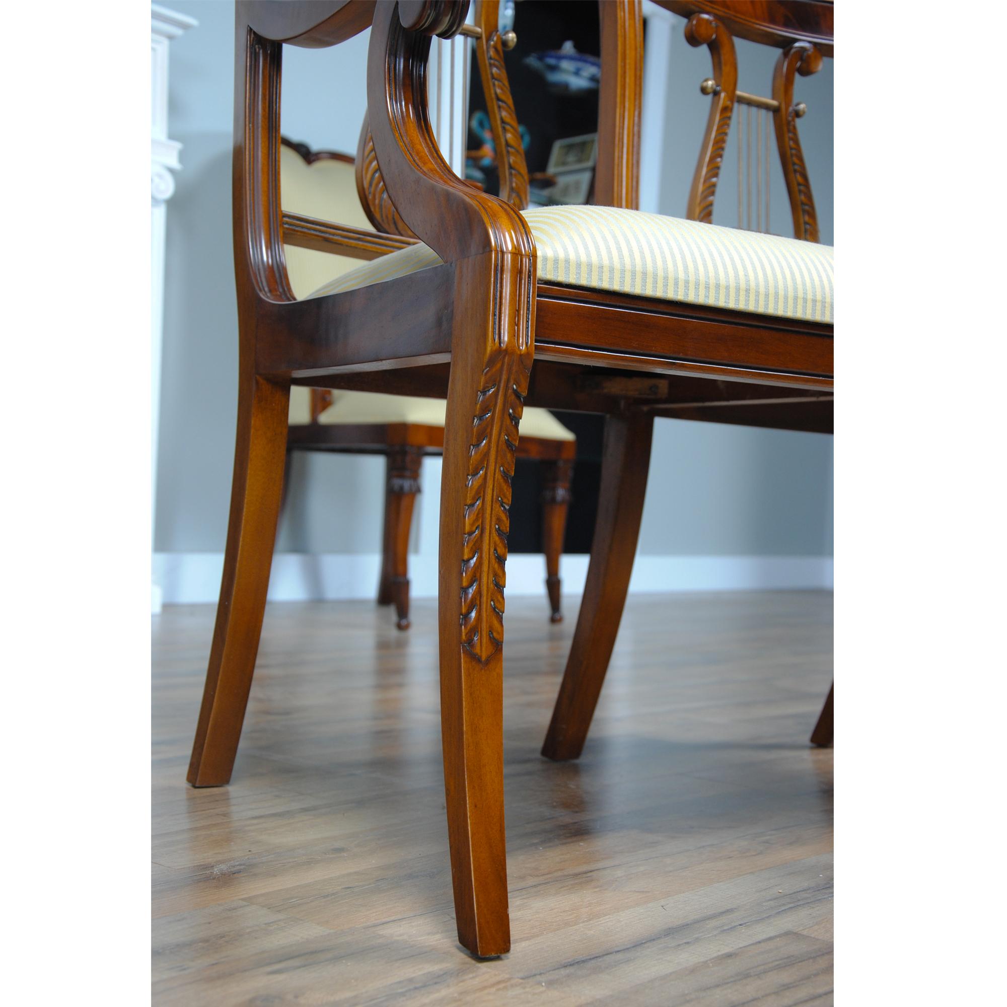 Lyre Two Seat Chair  In New Condition For Sale In Annville, PA