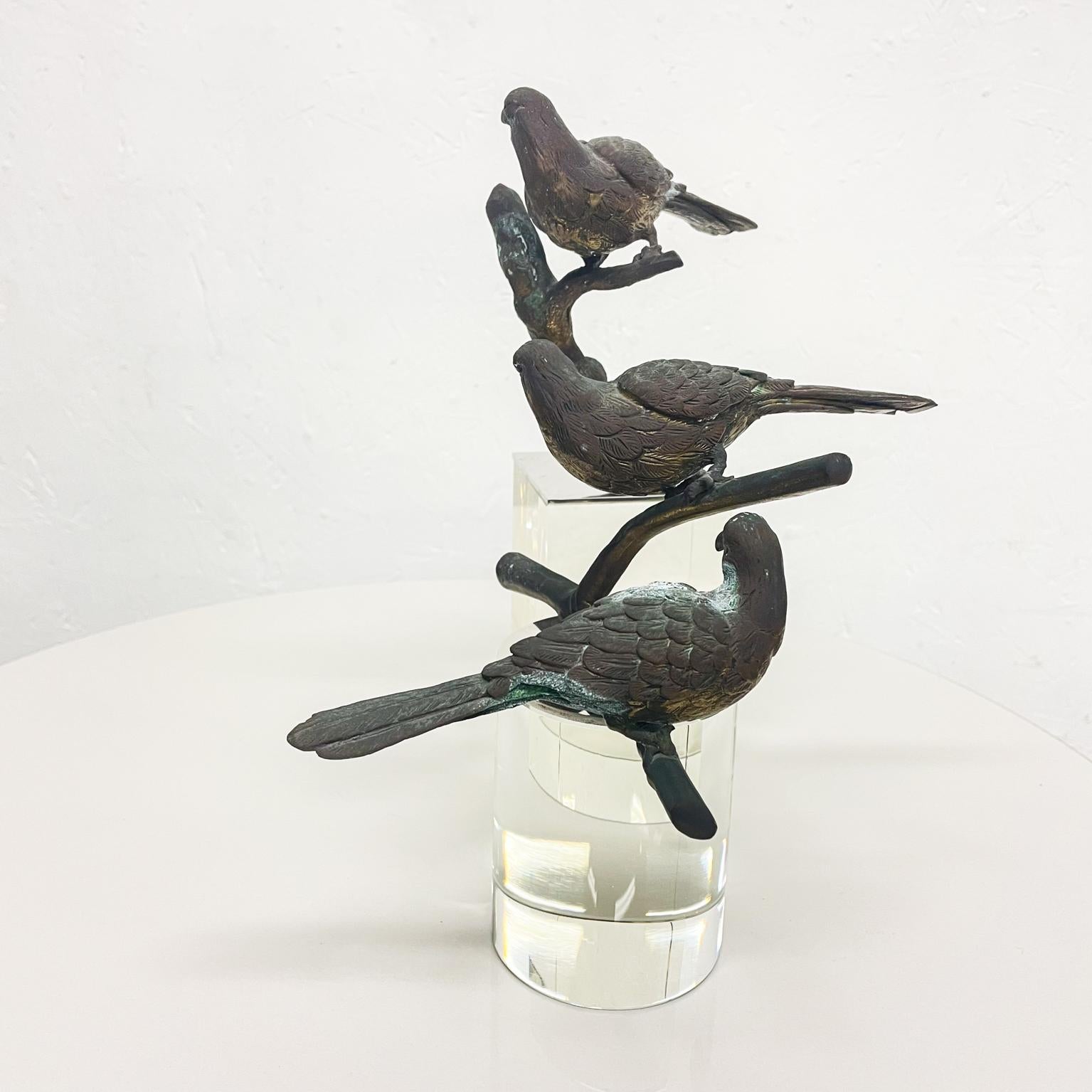 Lovely Bronze Sculpture Three Perched Birds Modern Crystal Block Pedestal 1960s In Good Condition In Chula Vista, CA