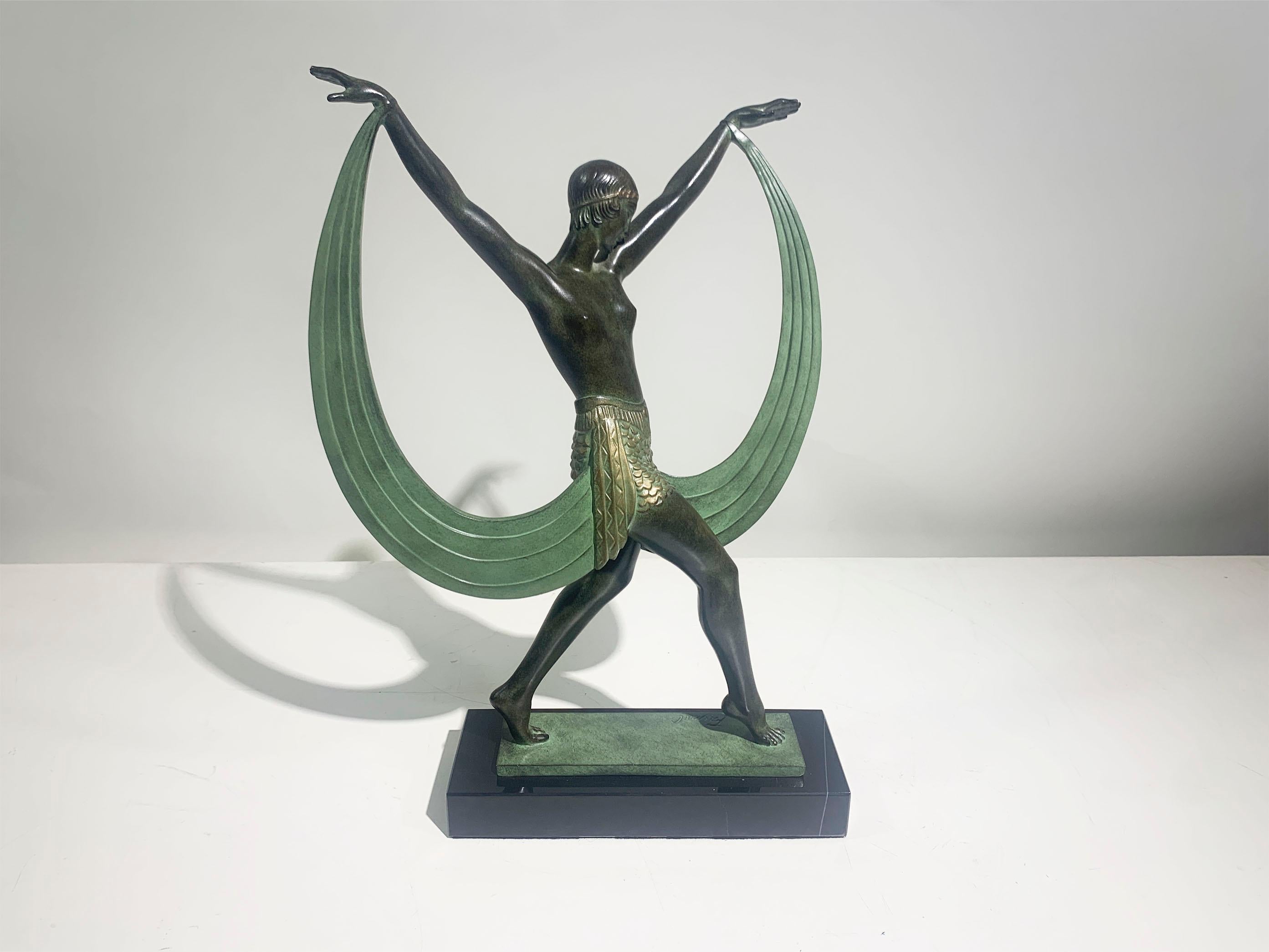 Escultura Bailarina Lisis Firmada 