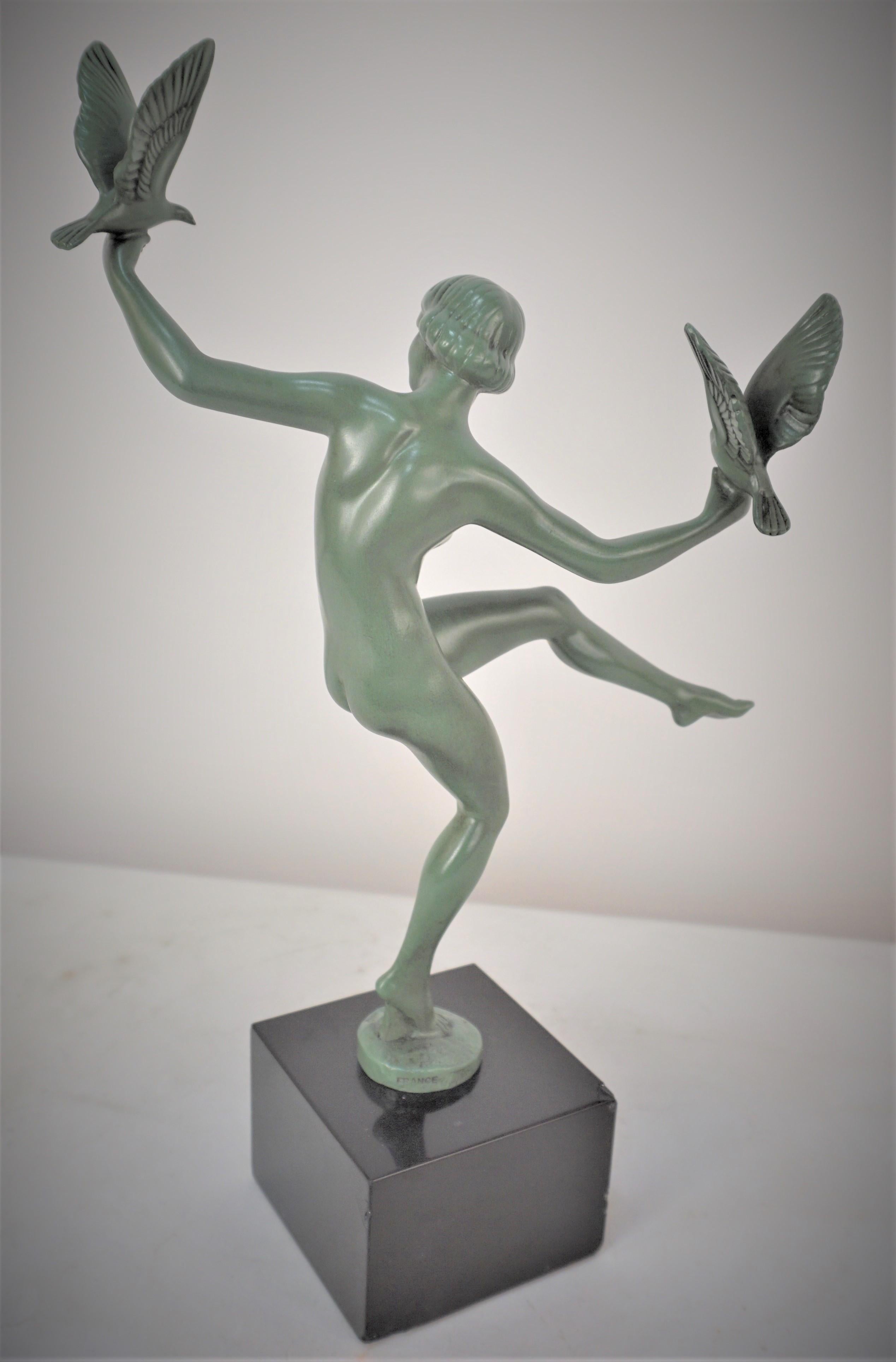 M. Bouraine (Briand) Le Max Verrier Art Deco Sculpture Nude Dancer with Birds In Good Condition In Fairfax, VA