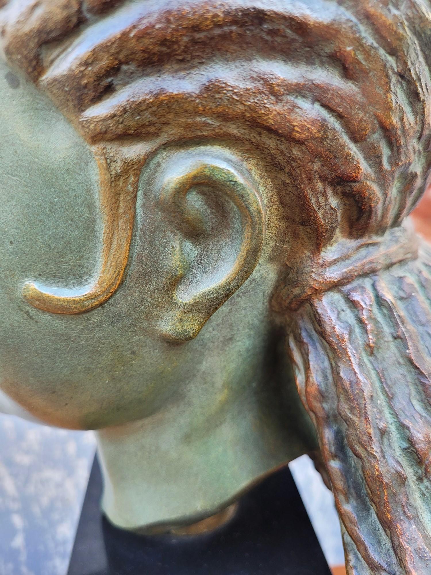 M Bouraine, Head Of A Young Woman, Bronze, Art Deco, 20th Century For Sale 4