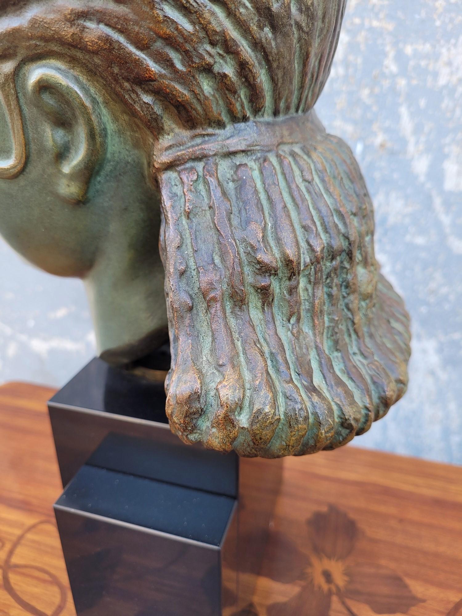 M Bouraine, Head Of A Young Woman, Bronze, Art Deco, 20th Century For Sale 5