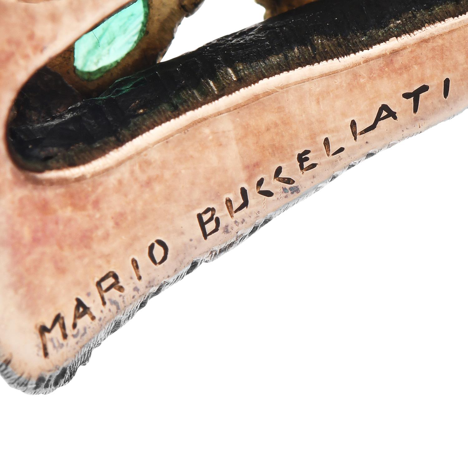 M. Buccellati, feuille de vin vintage sculptée, émeraude, or et argent  Bracelet Bangle  en vente 1