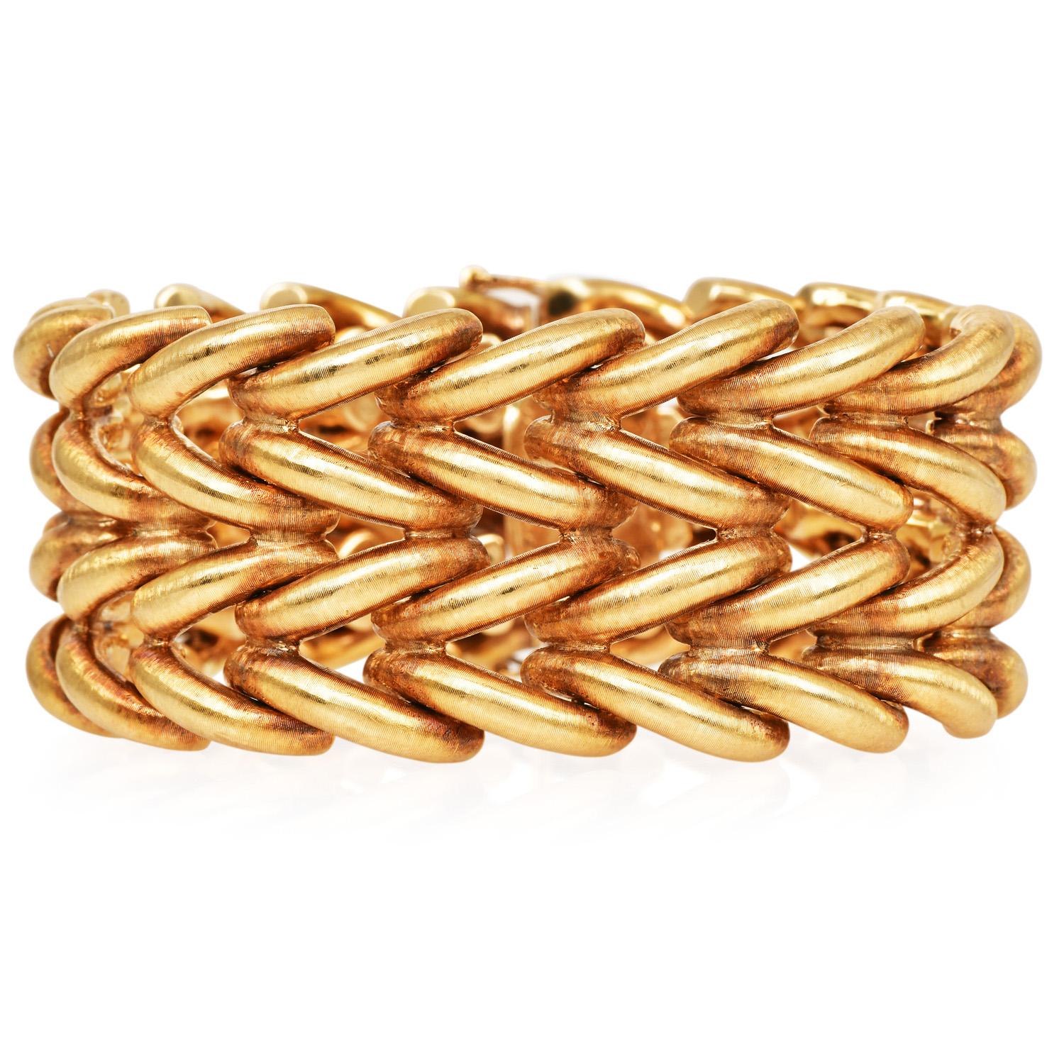 M. Buccellati Vintage Wide Link Bracelet – 18K Yellow Gold im Angebot