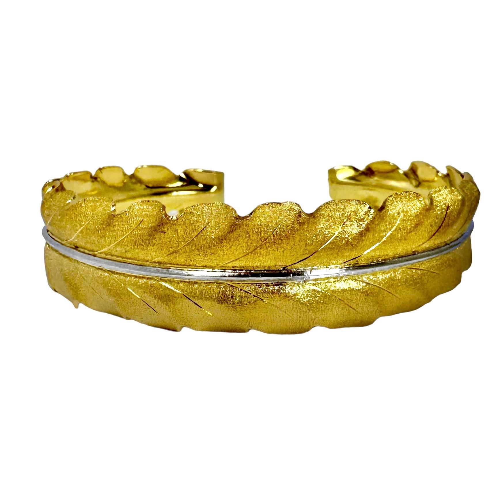 M. Buccellatti 18k Gold Laurel Leaf Bangle Bracelet For Sale 1