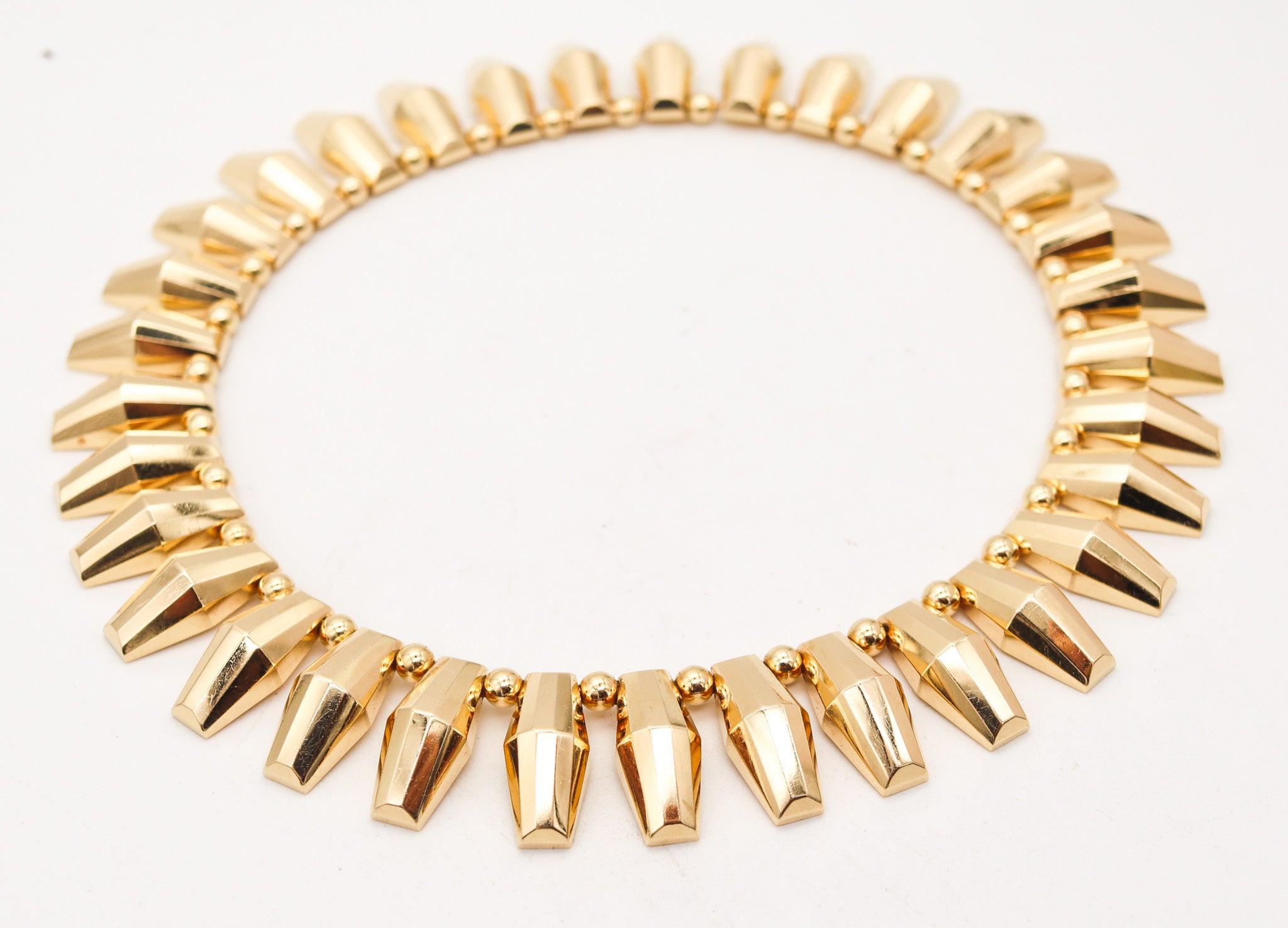 Rétro M. C. MOSsalONE, choker moderniste à franges facettées en or jaune massif 14 carats, 1950 en vente