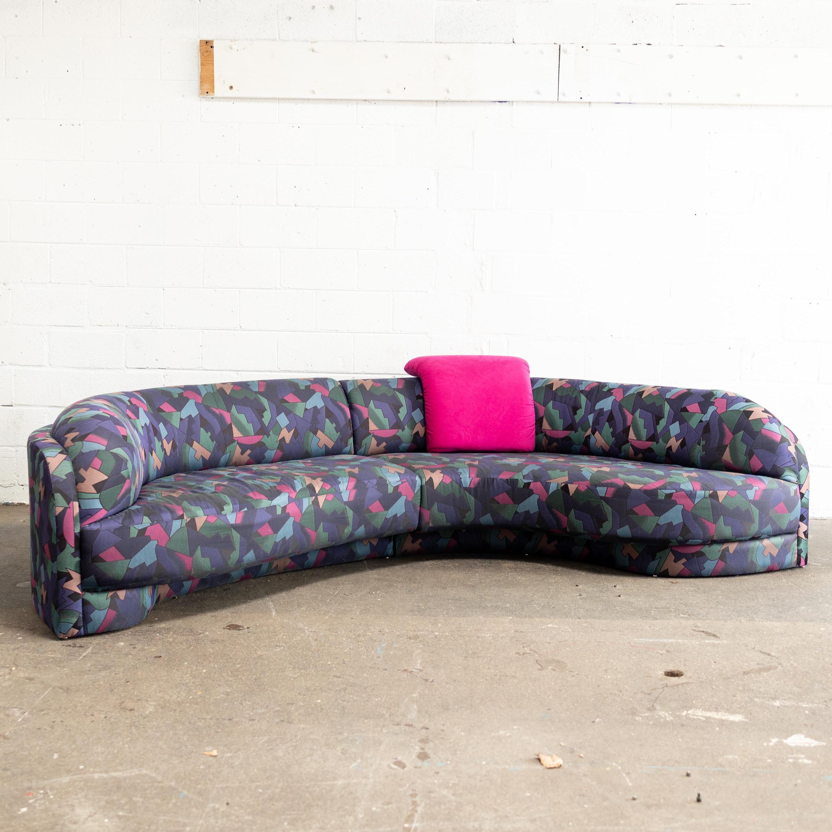 c. 1990s in excellent condition w/ a form-fitted pink back pillow that can be moved anywhere

total dimensions: 129