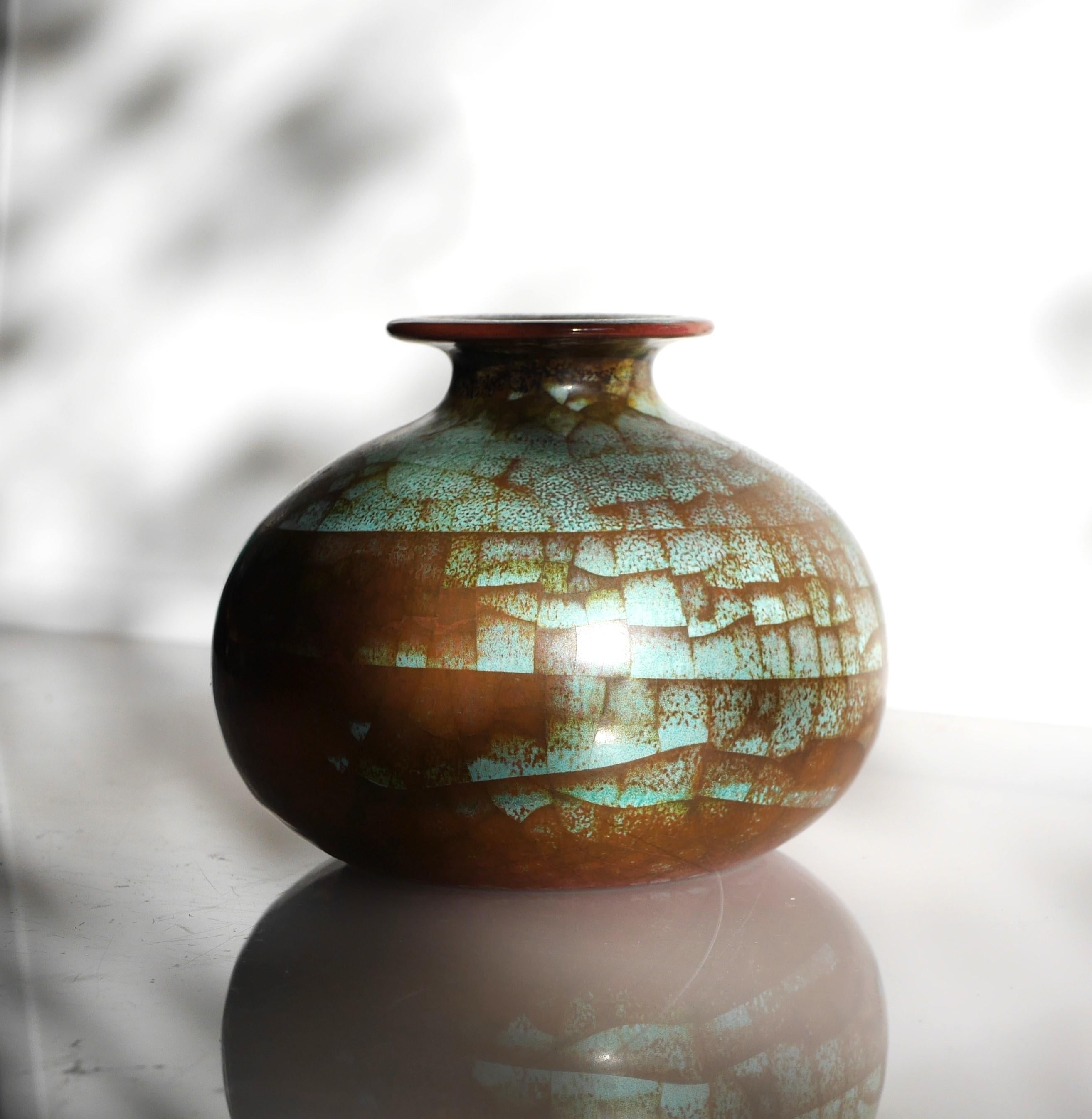 Mid-century modern pottery vase with Persia glaze from Michael Andersen, Denmark In Good Condition In Skarpnäck, SE
