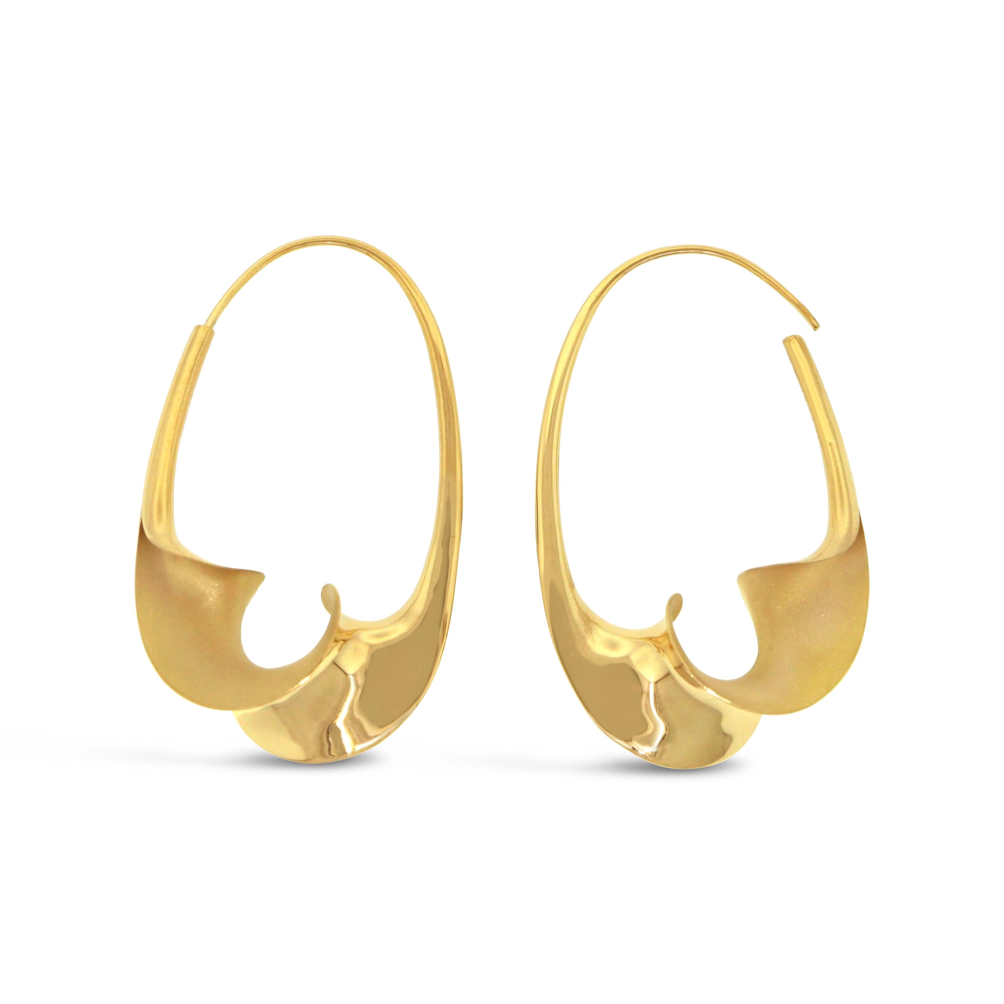 18k Yellow Gold
Torque design - Double Helix
Total Weight: 7.13 grams
Length: 1.75 inches
Size: Medium