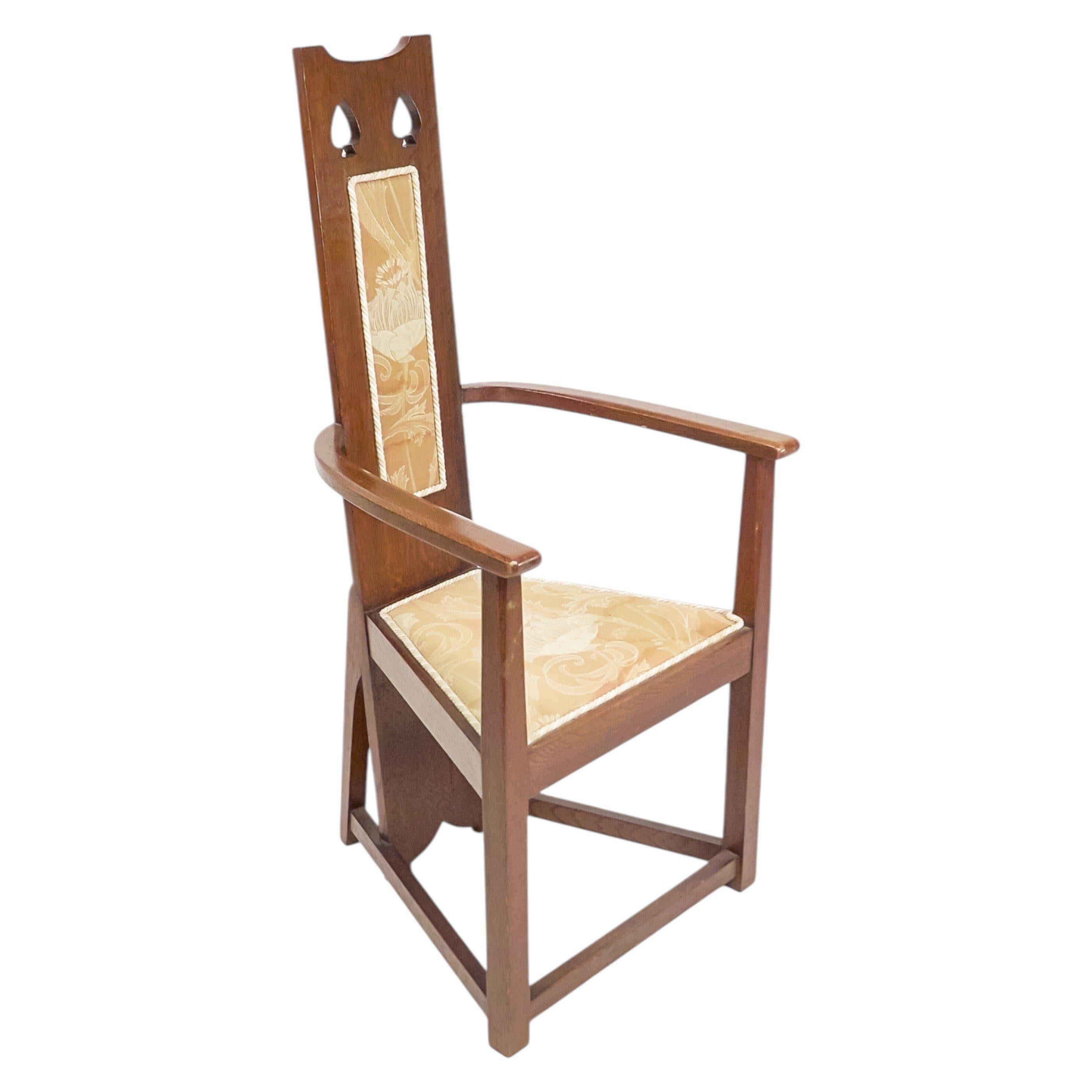 M. H. Baillie Scott, attri. Drei Arts-and-Crafts-Sessel mit hoher Rückenlehne aus Eiche im Angebot 1
