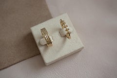 M. Hisae Etched Flat Gold Wedding Band