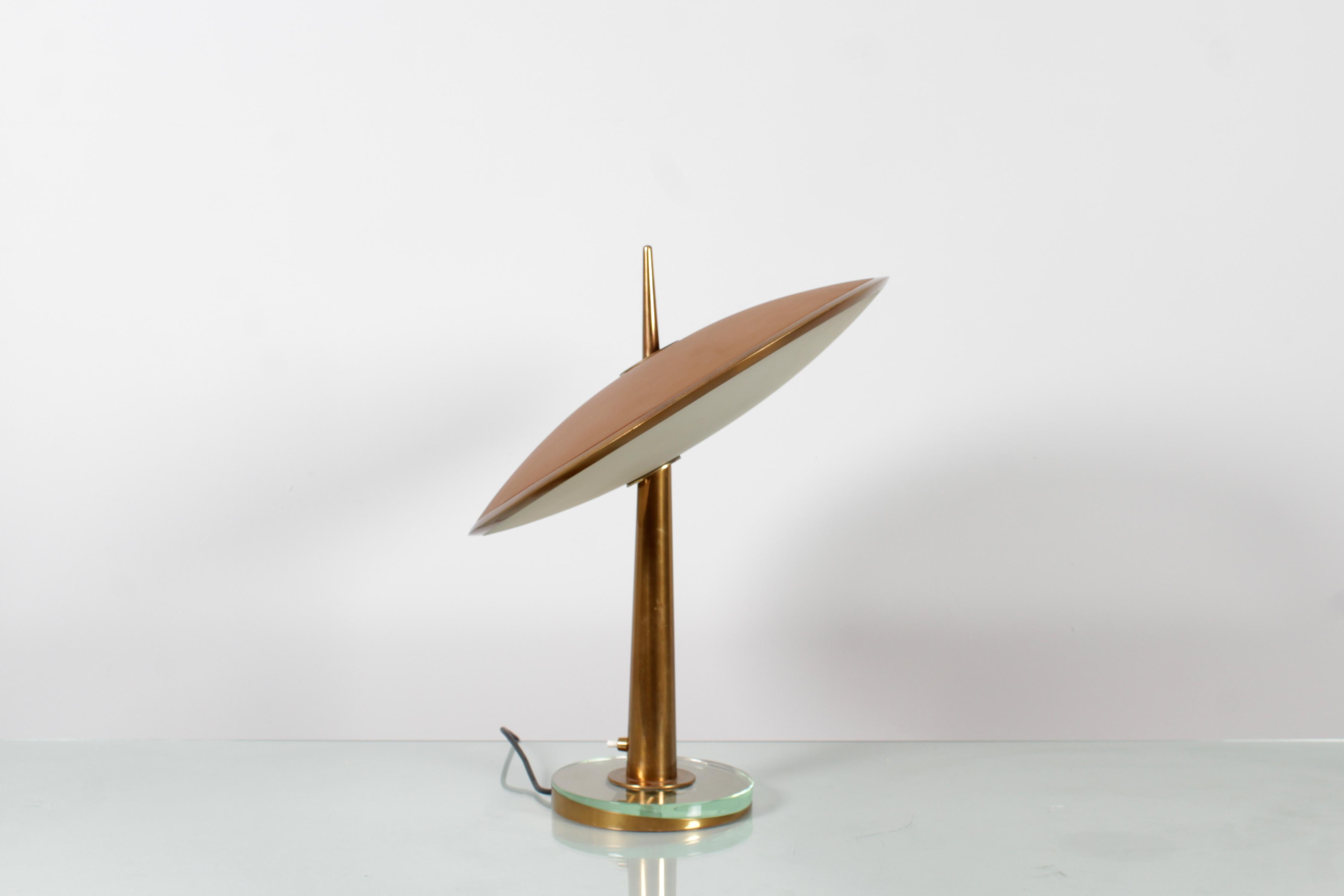 M. Ingrand for Fontana Arte mod. 1538 Disco Volante Glass Table Lamp 50s Italy 5