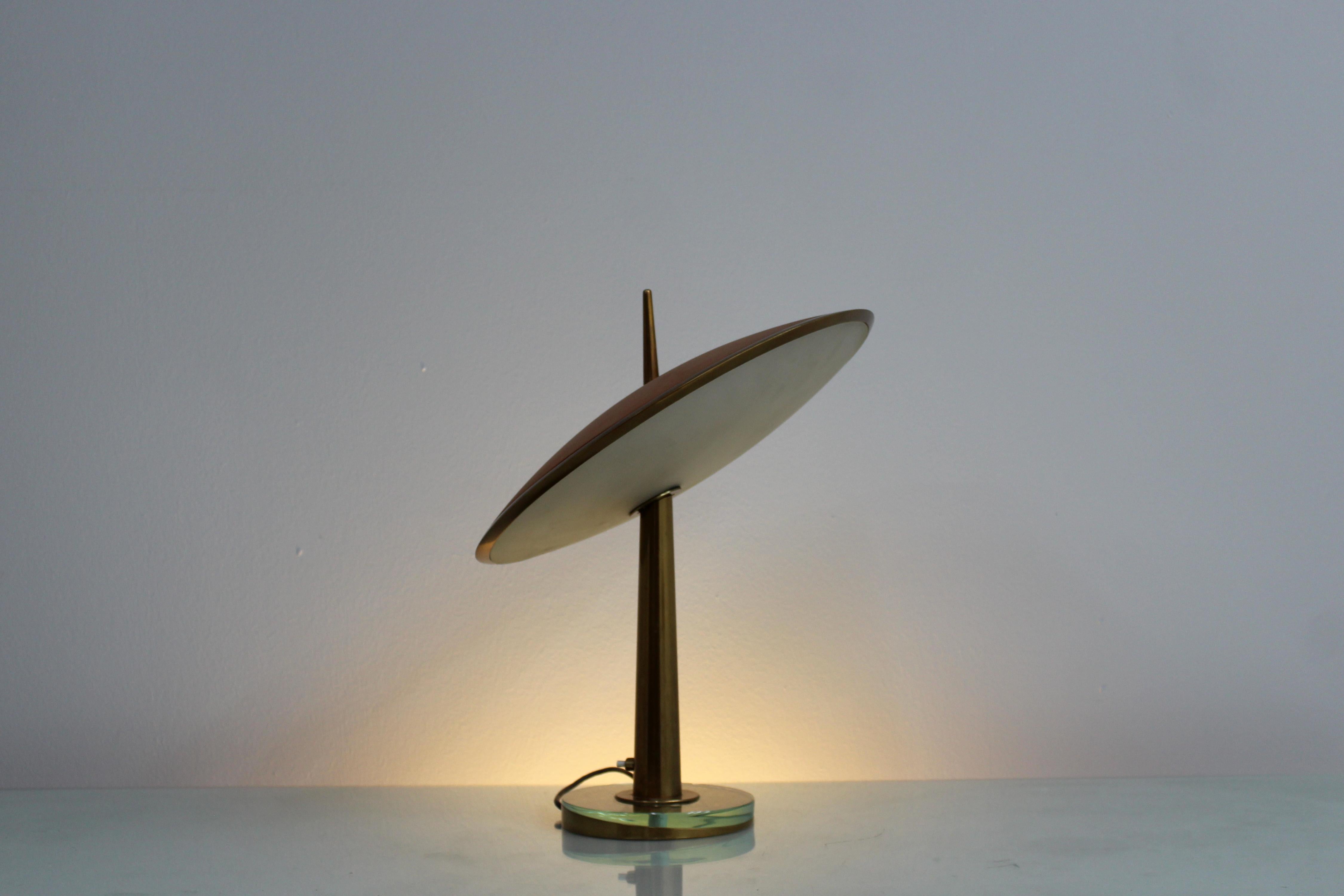 M. Ingrand for Fontana Arte mod. 1538 Disco Volante Glass Table Lamp 50s Italy 10