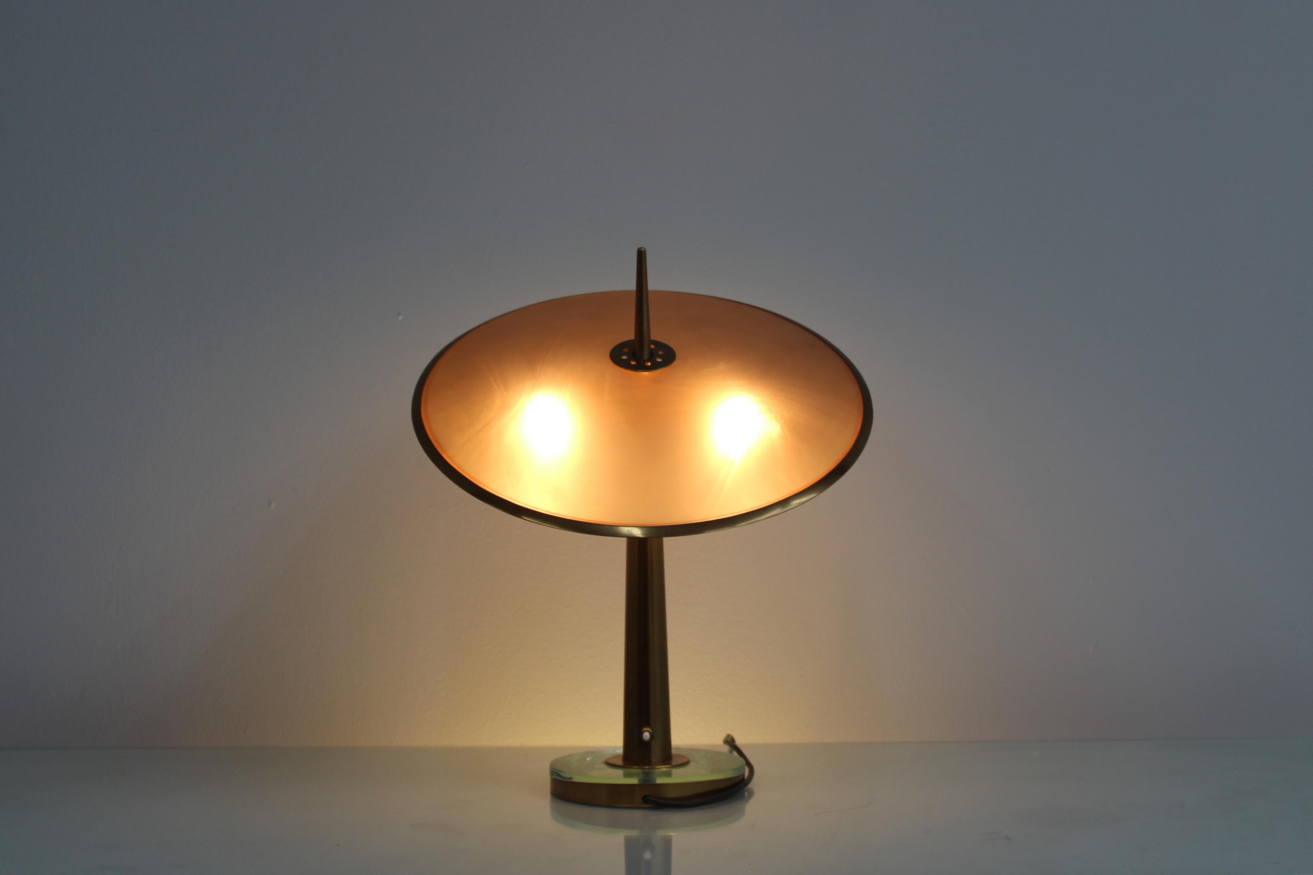 M. Ingrand for Fontana Arte mod. 1538 Disco Volante Glass Table Lamp 50s Italy 12