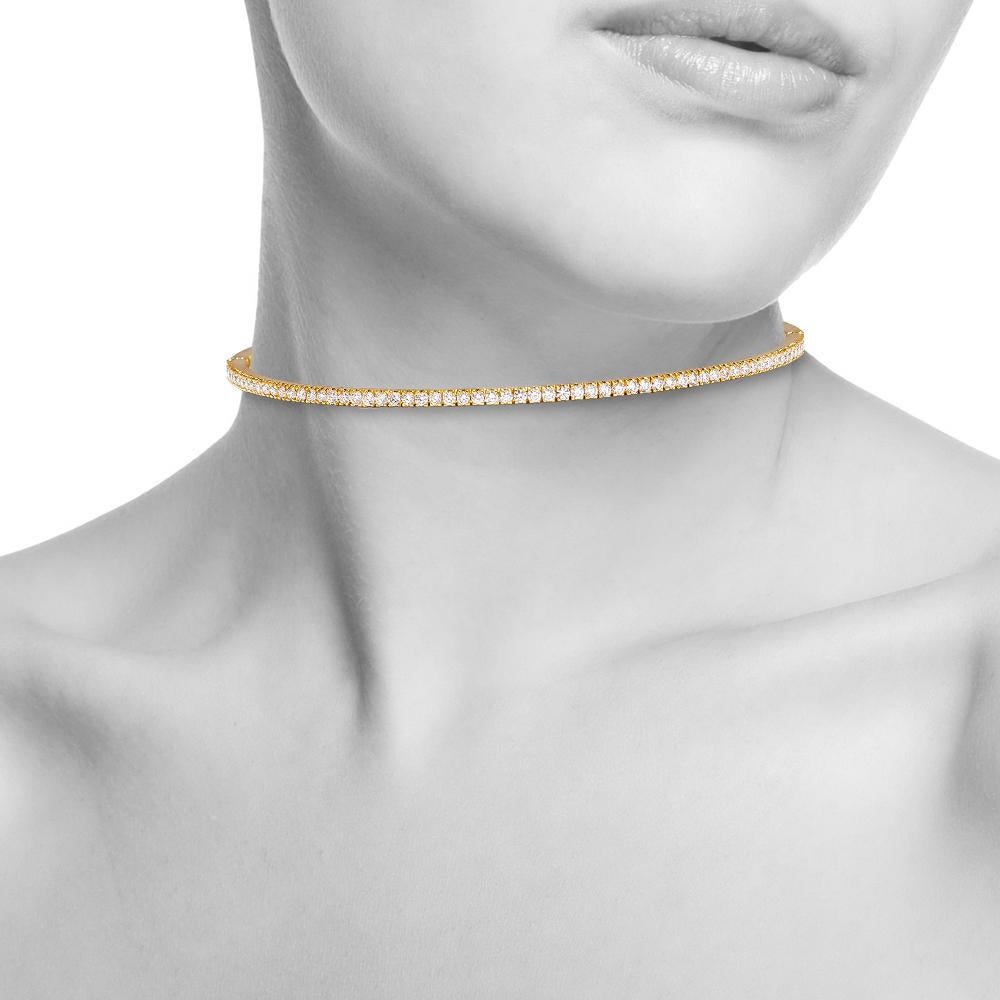 Contemporary 18 Karat Yellow Gold and White Diamond Encrusted Circle Choker Necklace  For Sale