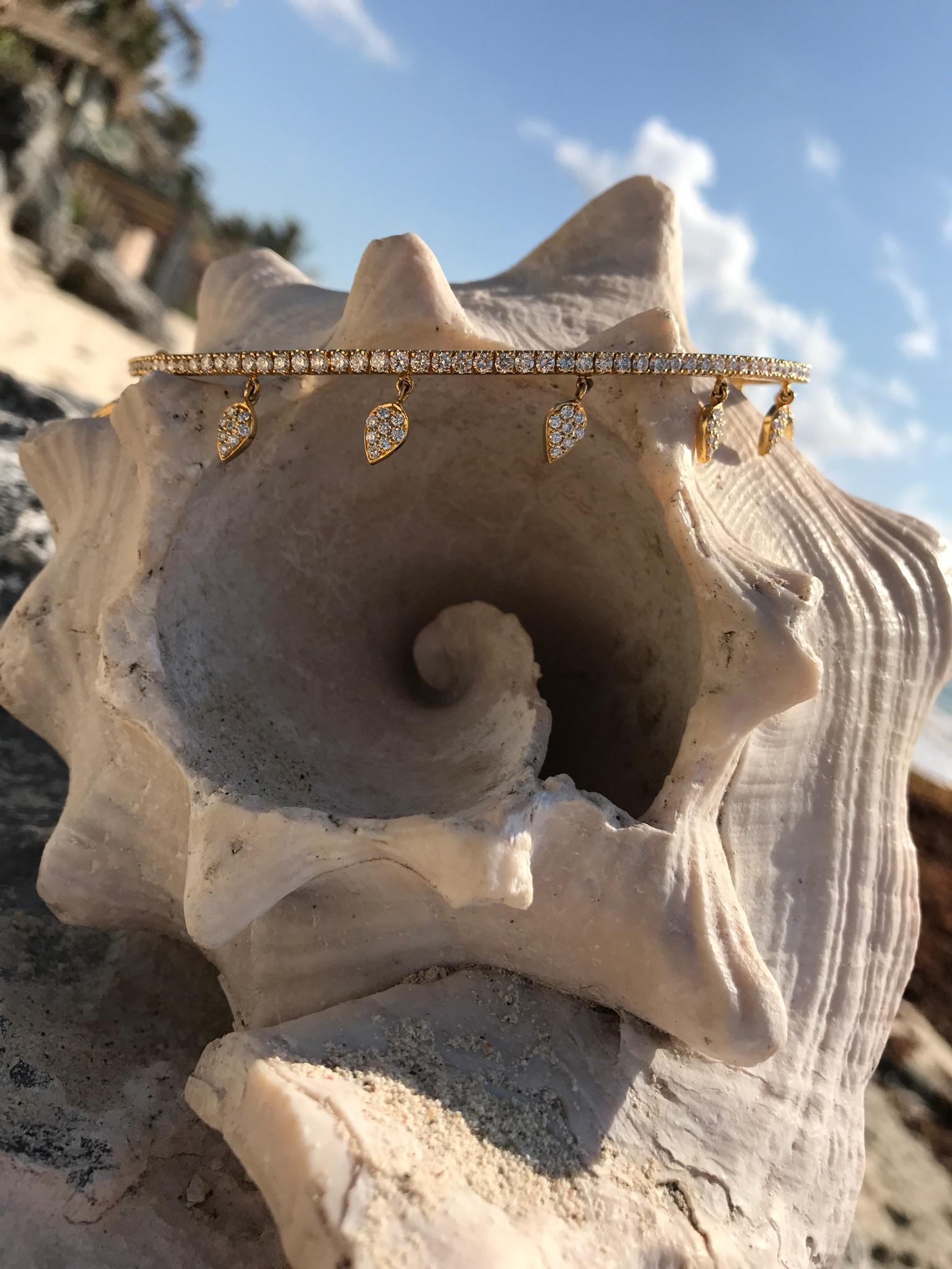 Round Cut 18 Karat Yellow Gold and White Diamond Drop in the Ocean Petal Choker Necklace For Sale