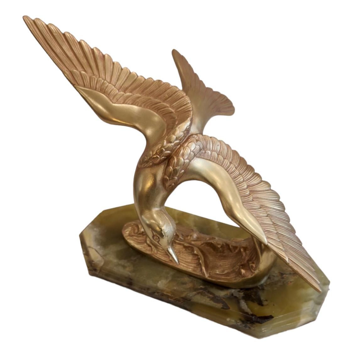 20th Century M. Leducq Style, Seagull Flies over the Waves, Art Deco Sculpture