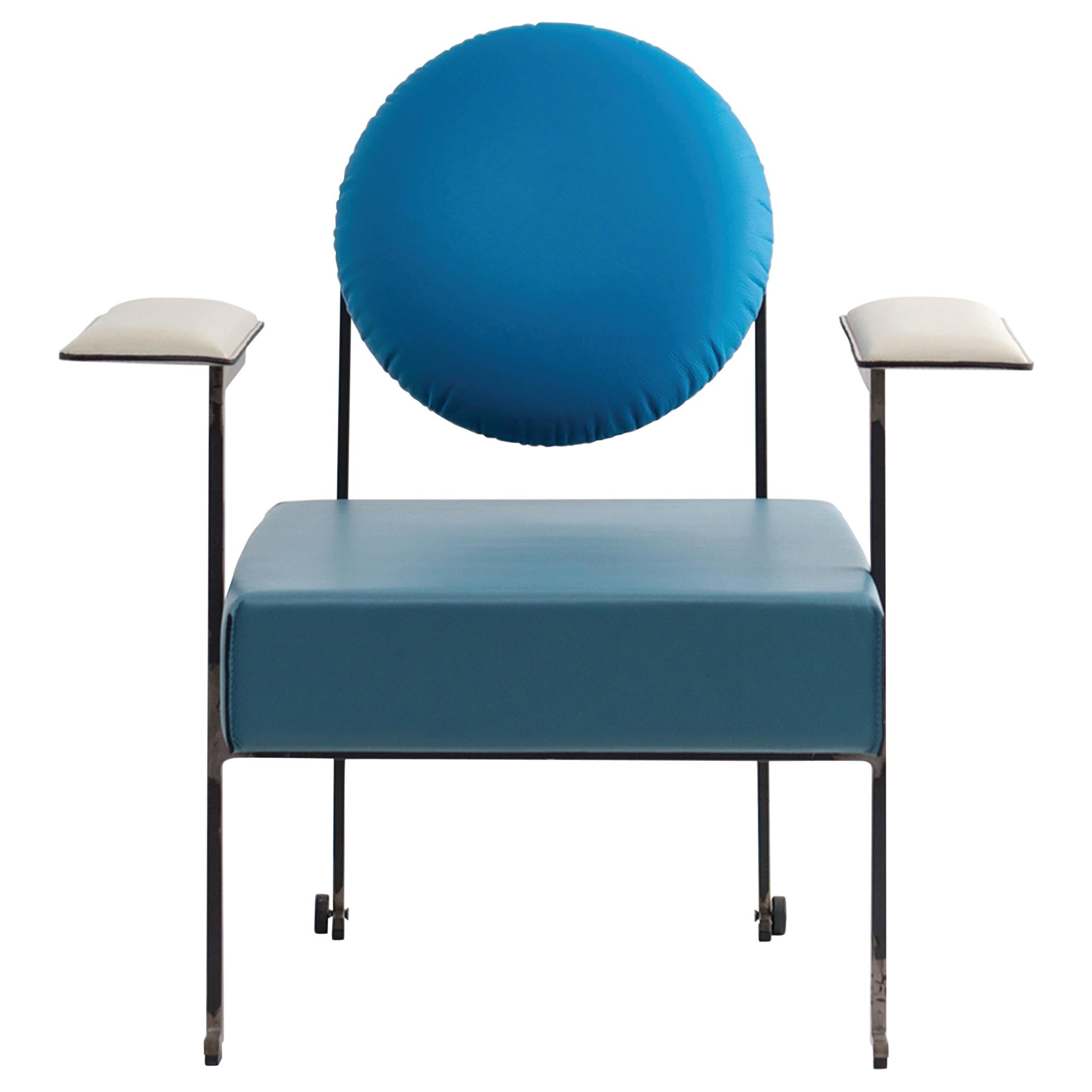 Fauteuil de salon M, tissu d'ameublement en cuir bleu mélangé et cadre en fer de Mario Milana en vente