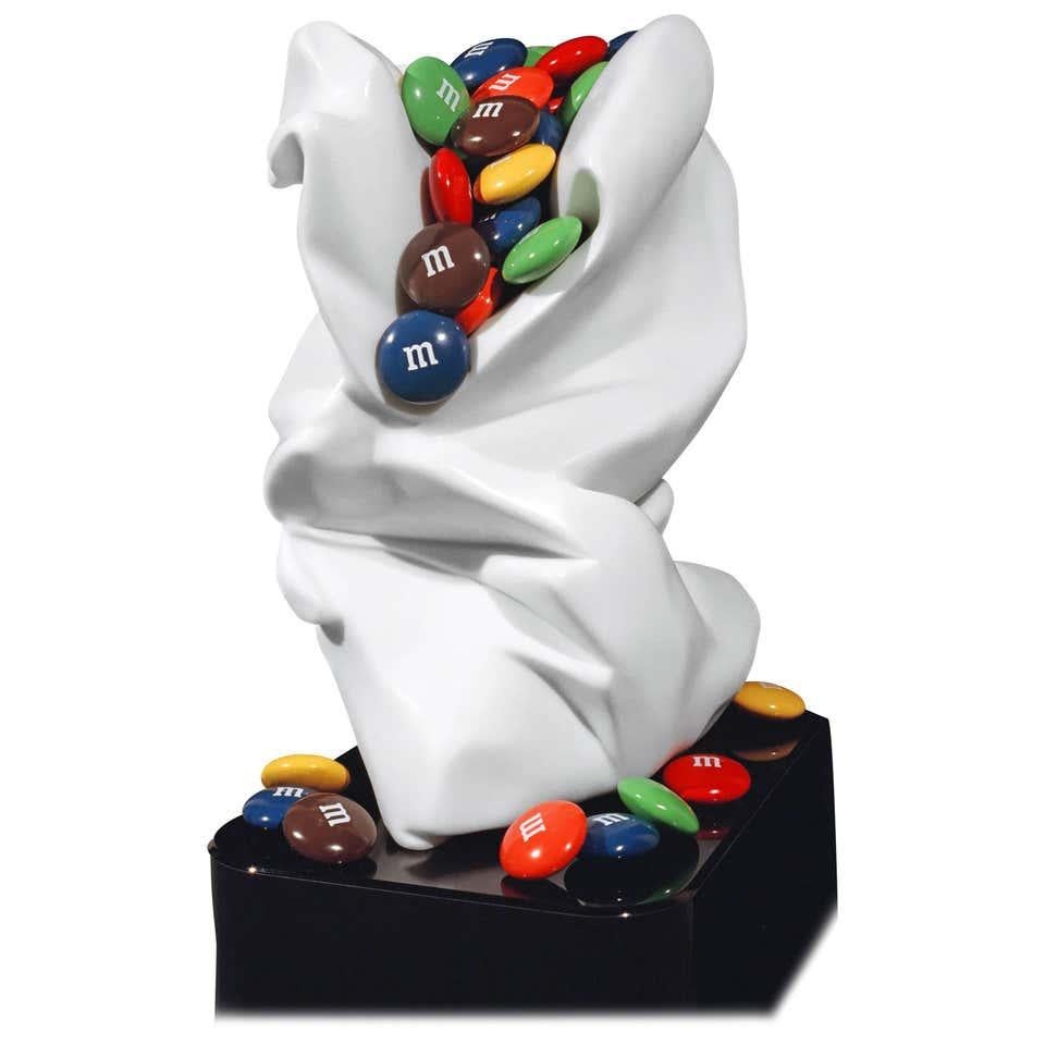 'M & M Bag 1' Steinskulptur von Robin Antar Marmor und Gießharz im Zustand „Hervorragend“ im Angebot in Wiscasset, ME