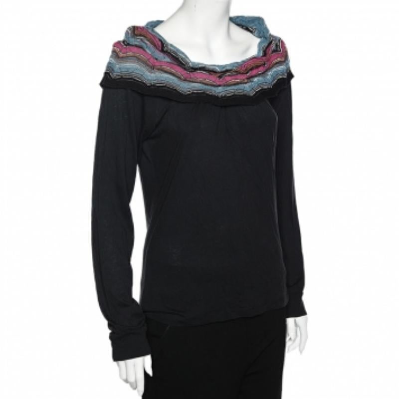 Mit diesem T-Shirt von M Missoni aktualisieren Sie Ihre Freizeitkollektion. Es ist aus schwarzem Baumwollstrick gefertigt und zeigt ein kontrastierendes Overlay-Detail auf der Vorderseite. Dieses T-Shirt kann mit einer Hose kombiniert werden, um