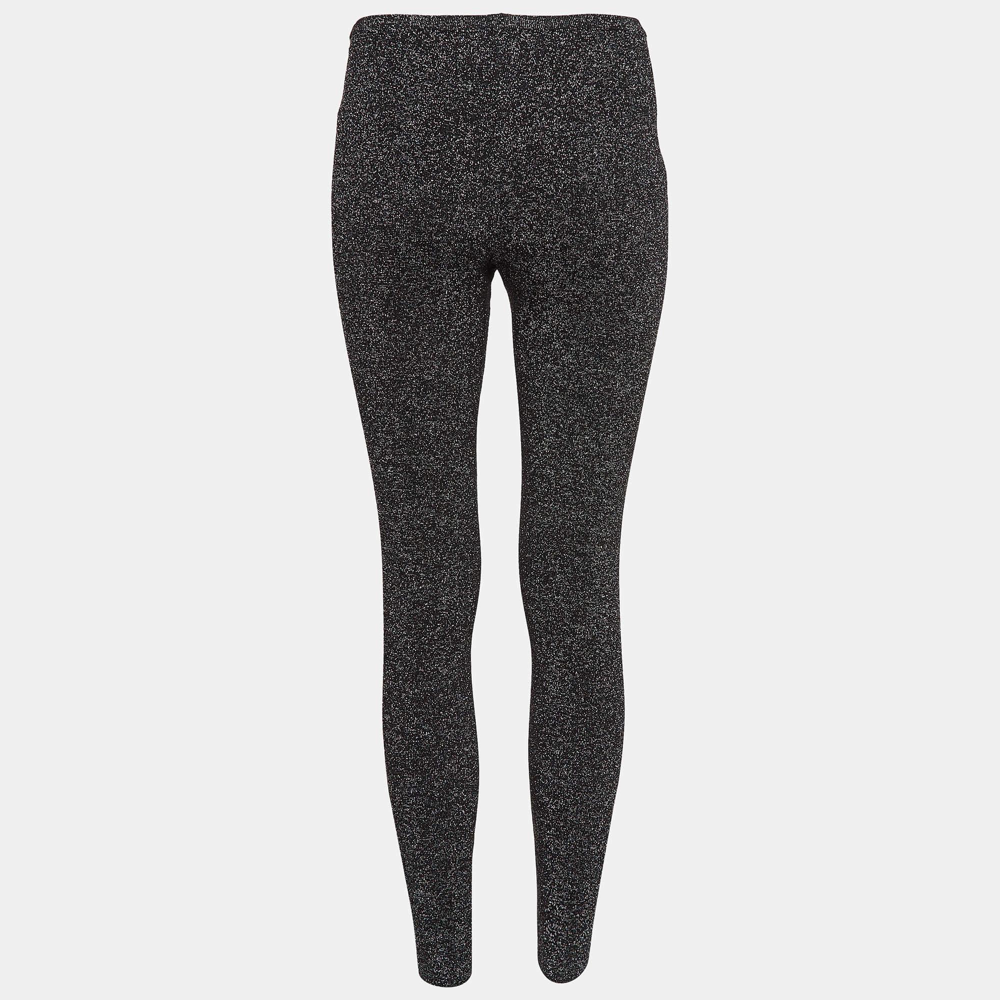 For your workout sessions lounging around or just running errands these leggings will come in handy multiple times. They are made from quality materials and have a good fit.