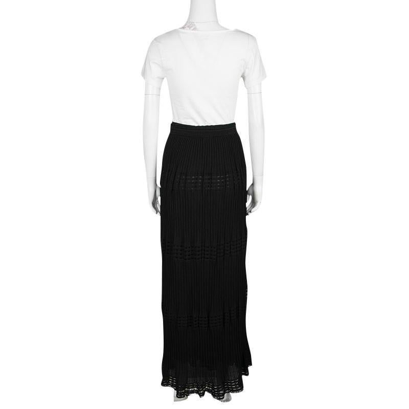 M Missoni Black Lurex Perforated Knit Pleated Skirt M In Good Condition In Dubai, Al Qouz 2
