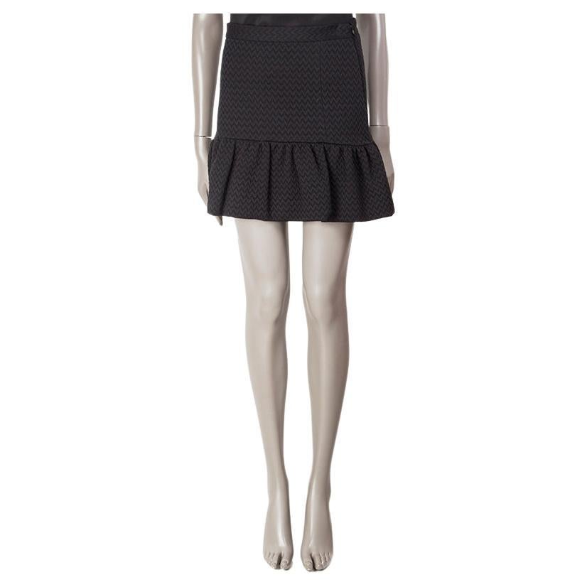 M MISSONI black wool blend CHEVRON KNIT TRUMPET MINI Skirt 40 S For Sale