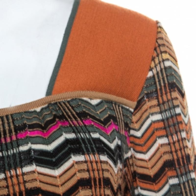 M Missoni Multicolore Chevron Knit Wool Blend Dress L Bon état - En vente à Dubai, Al Qouz 2