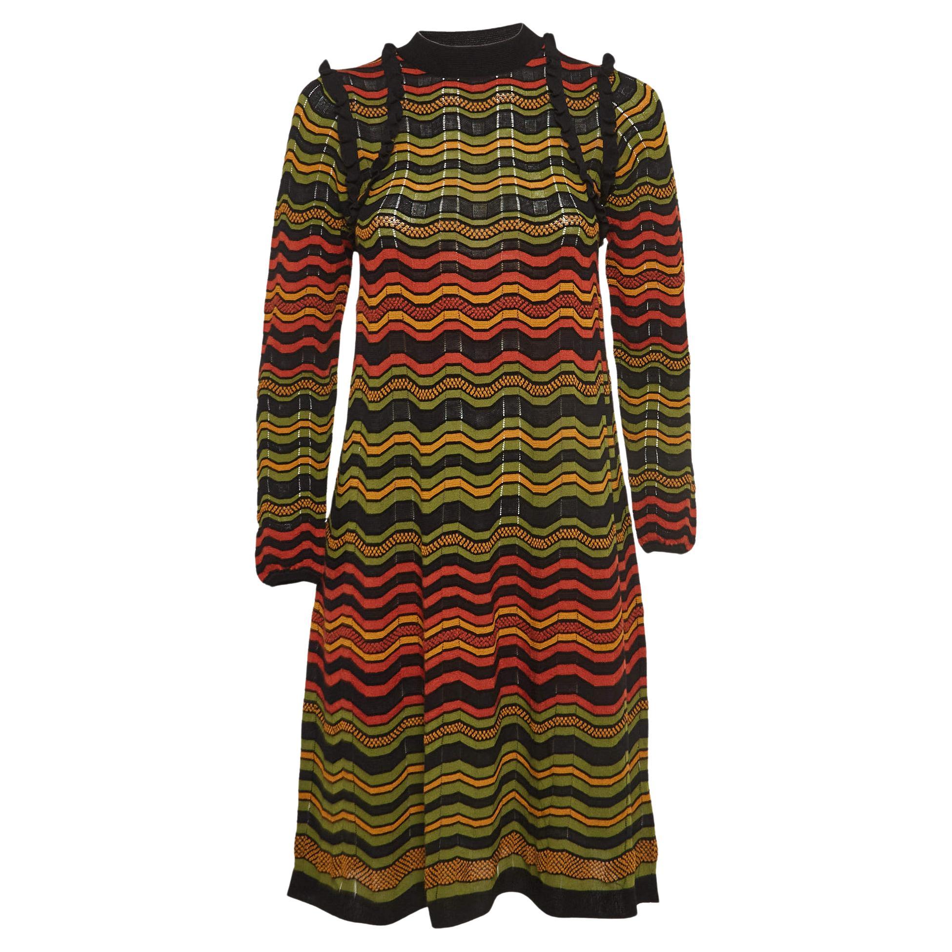 M Missoni - Robe midi en maille perforée à chevrons multicolores avec détails à volants S