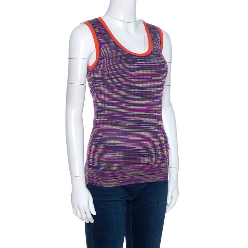 This lovely tank top by M Missoni is great for casual occasions. Crafted from quality materials, it features a multicolored knit body and comes with contrast trims that add interest. It is comfortable, stylish and easy to style. Grab this piece now!