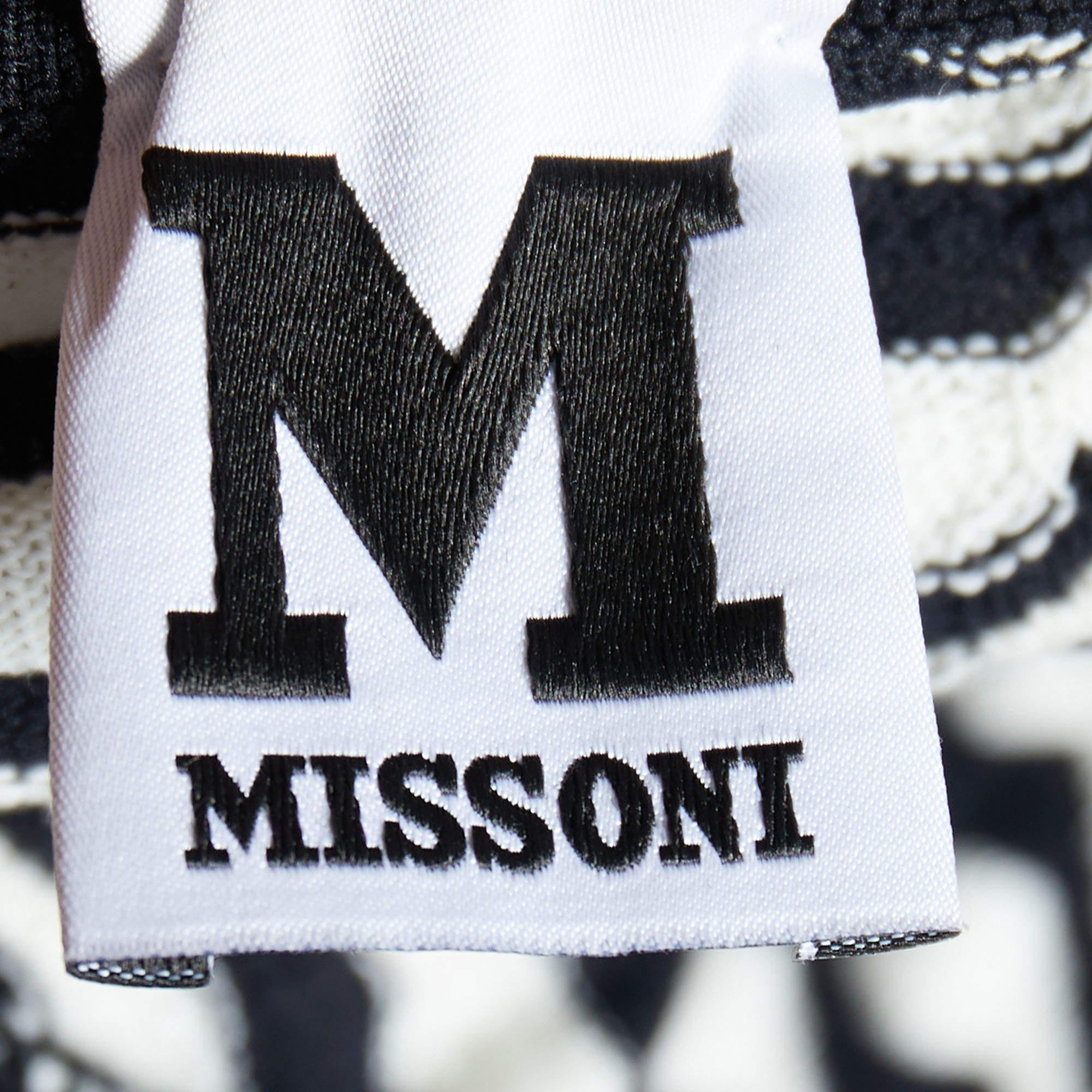 M Missoni Multicolor Patterned Knit Flounce Hem Mini Dress L In Good Condition For Sale In Dubai, Al Qouz 2