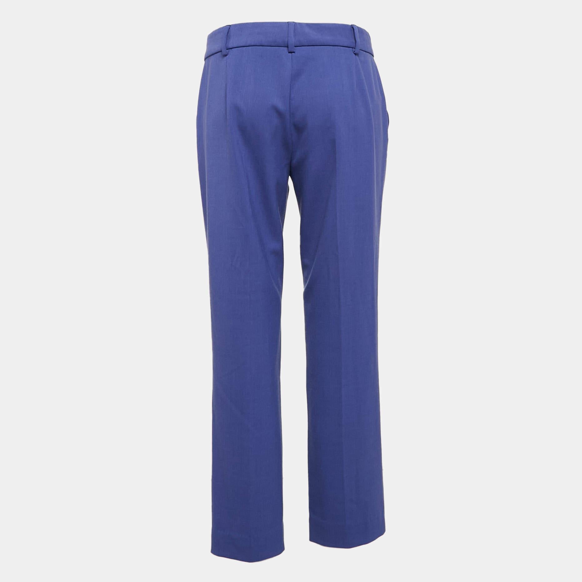 Enhance your formal attire with this pair of trousers. Designed into a superb silhouette and fit  this pair of trousers will definitely make you look elegant.
