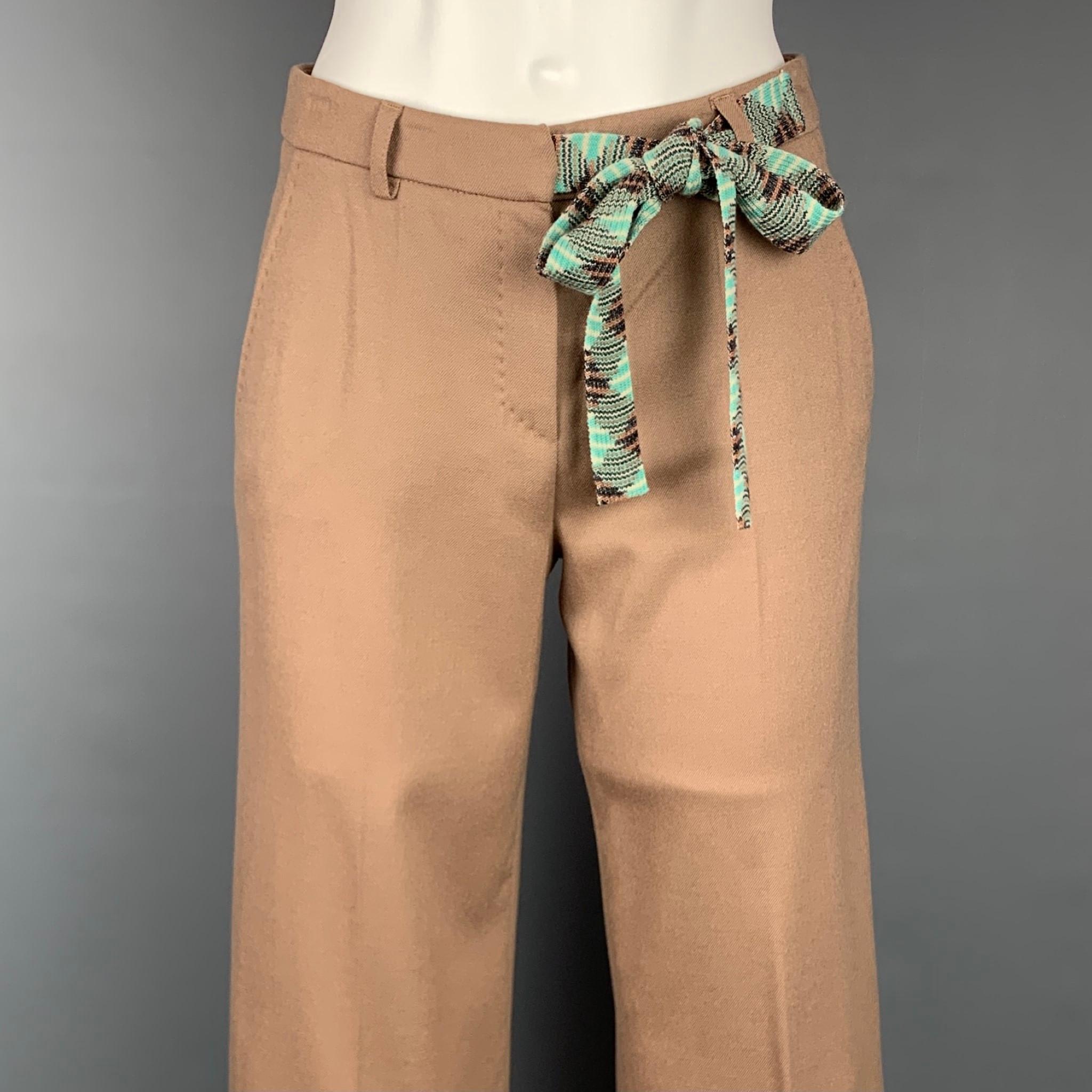 M MISSONI casual pants comes in a khaki wool featuring a cropped style, knitted belt detail, front tab, and a zip fly closure. Made in Italy.

Very Good Pre-Owned Condition.
Marked: I 38 / DCH ANL 32 / EFB 34 / GB 6 / US 2

Measurements:

Waist: 28