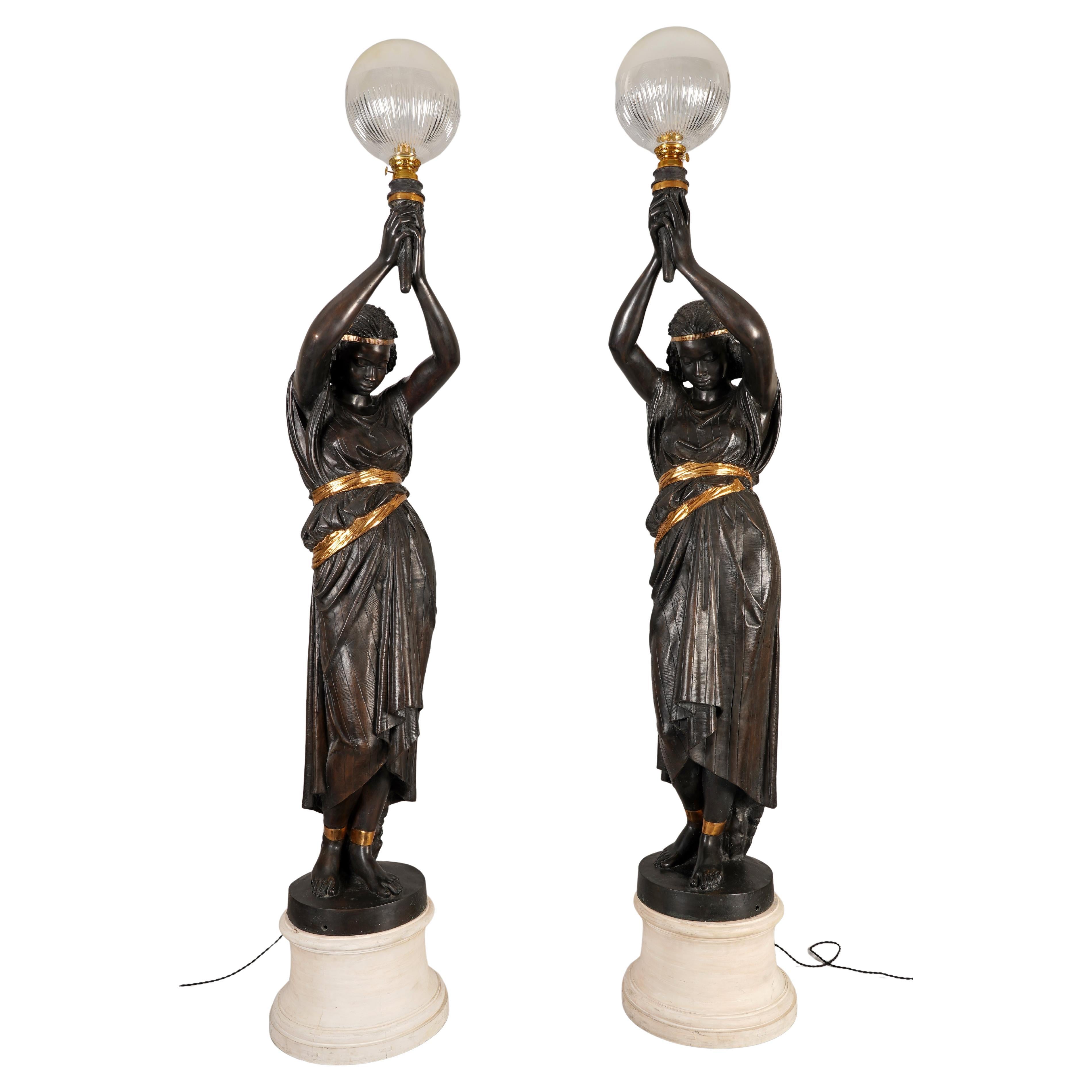 M. Moreau & Val d'Osne, Paar "nubische" Fackeln, Frankreich, Anfang 20. im Angebot