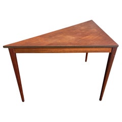 M. Singer & Sons Triangle Corner Sofa Table
