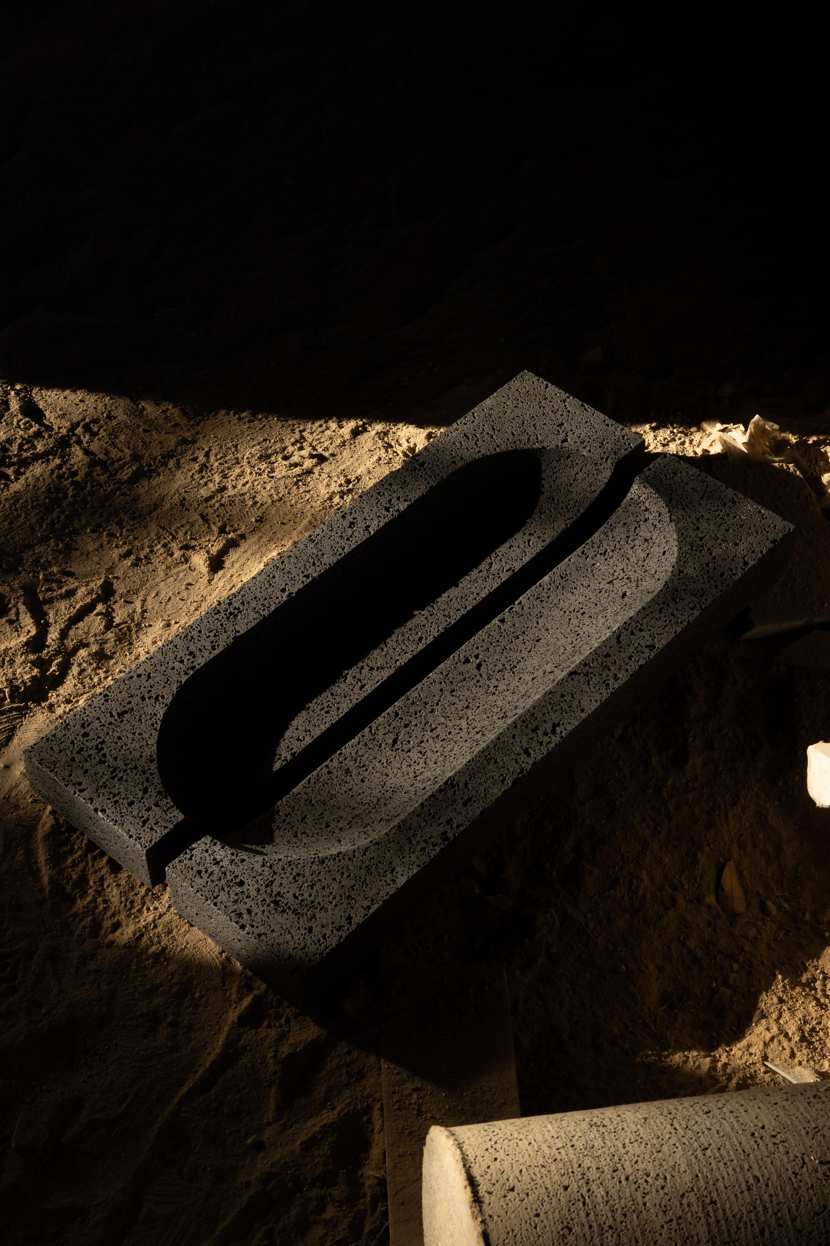 M_015 Lava Rock Trench Bowl by Monolith Studio In New Condition For Sale In Geneve, CH