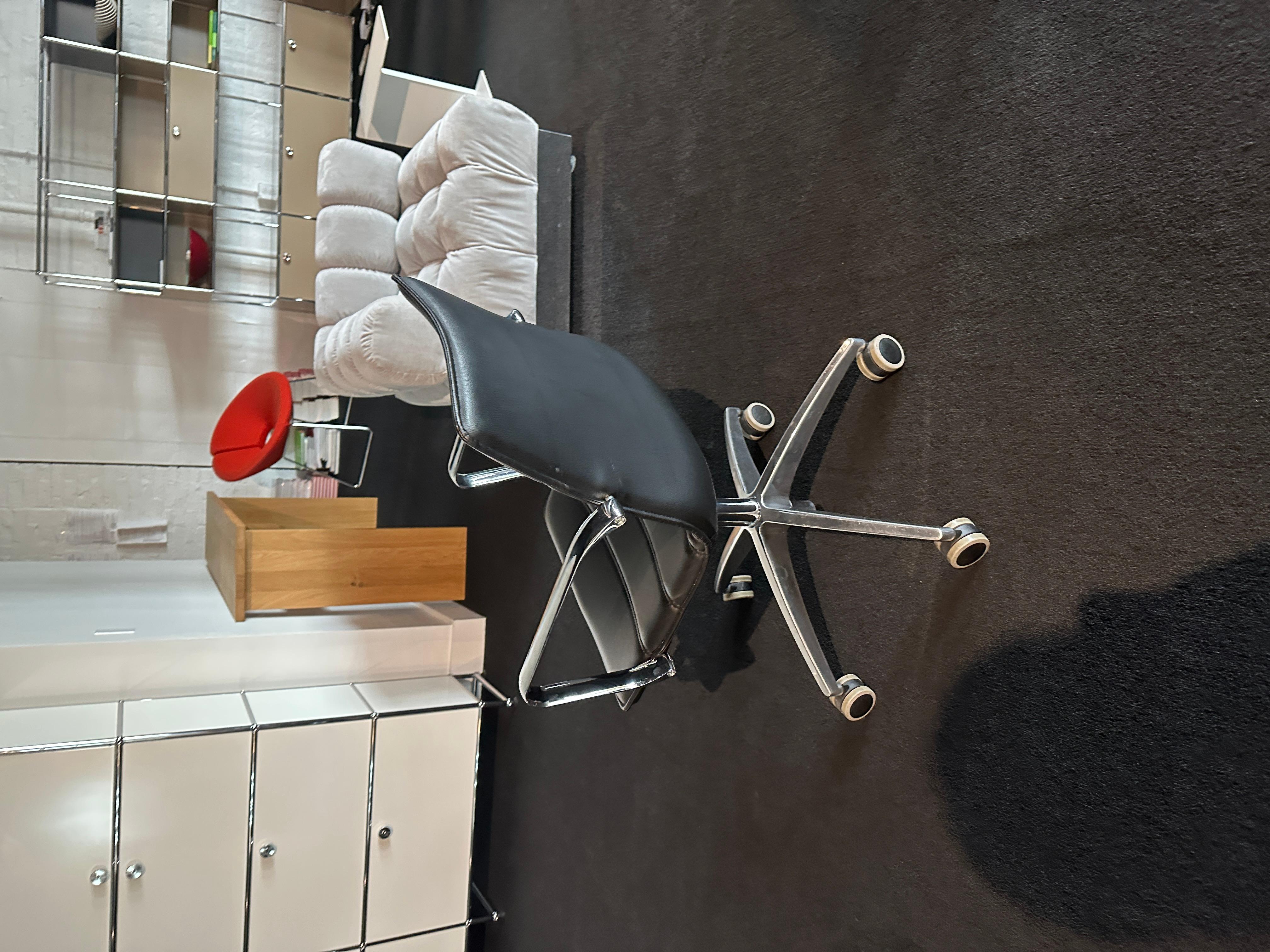 M2L Black Swivel Desk Armchair on Casters in STOCK 13