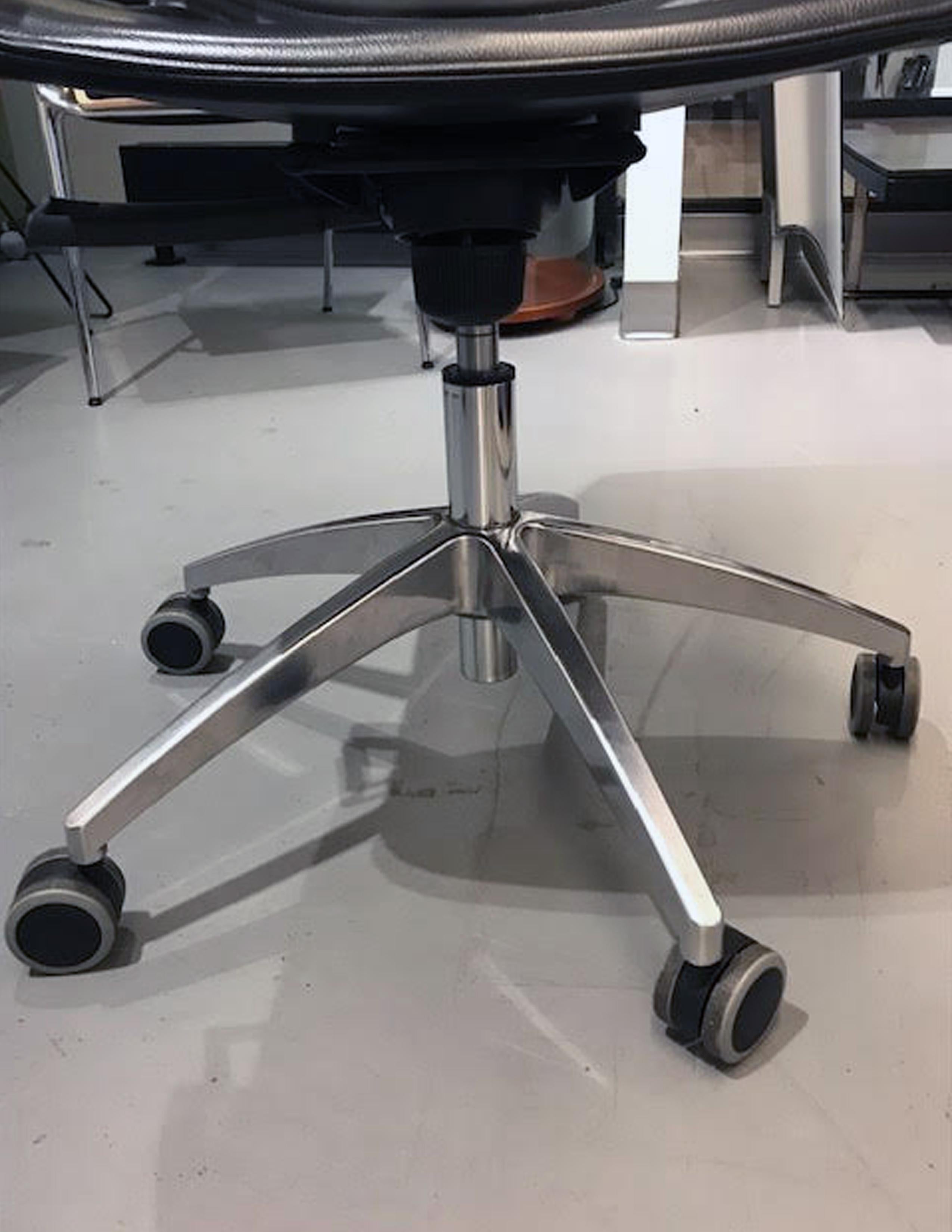 M2L Black Swivel Desk Armchair on Casters in STOCK In Good Condition In New York, NY